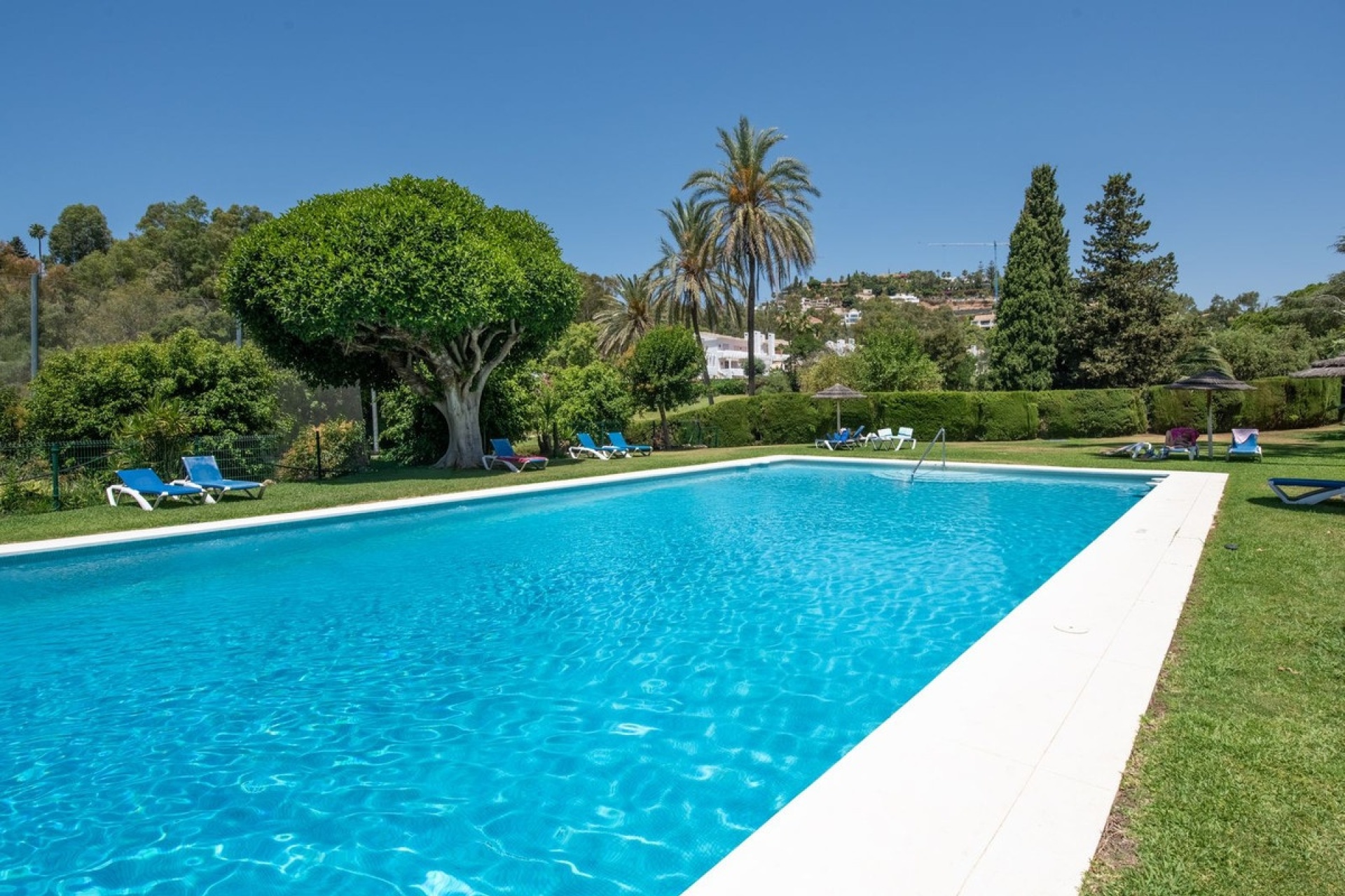 Resale - apartment - Benahavís - Benahavís Centro