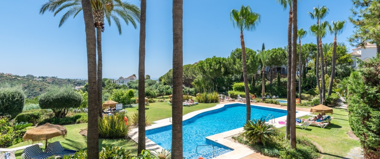 Resale - apartment - Benahavís - Benahavís Centro