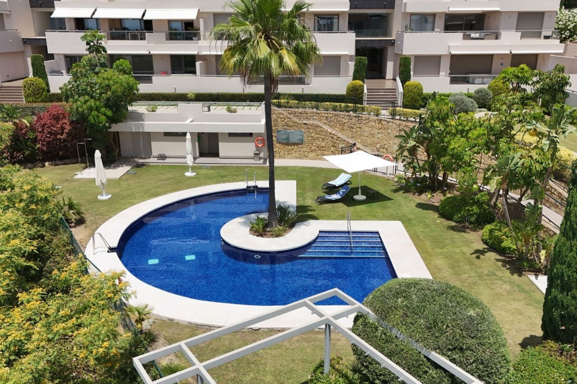 Resale - apartment - Benahavís - Benahavís Centro
