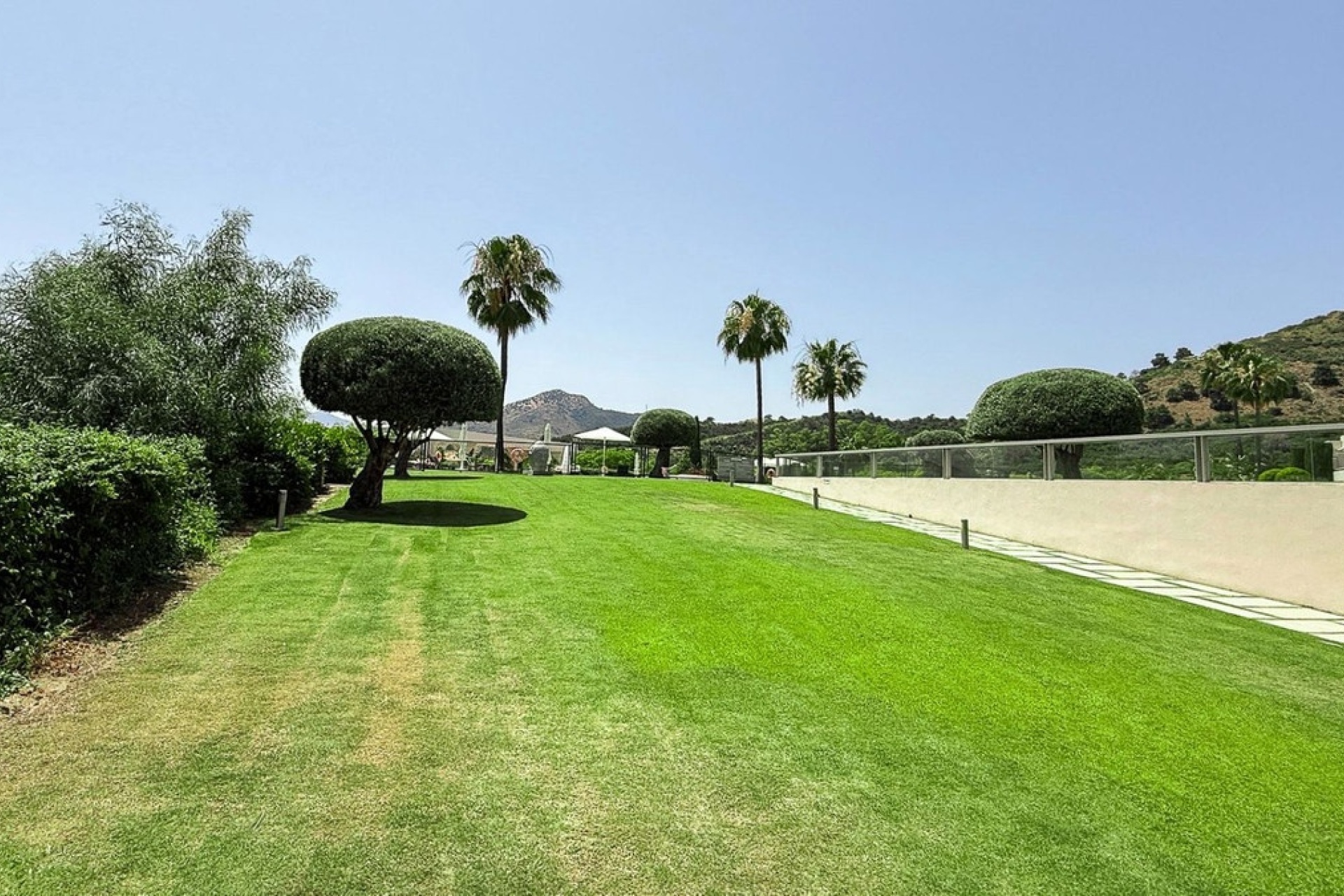 Resale - apartment - Benahavís - Benahavís Centro