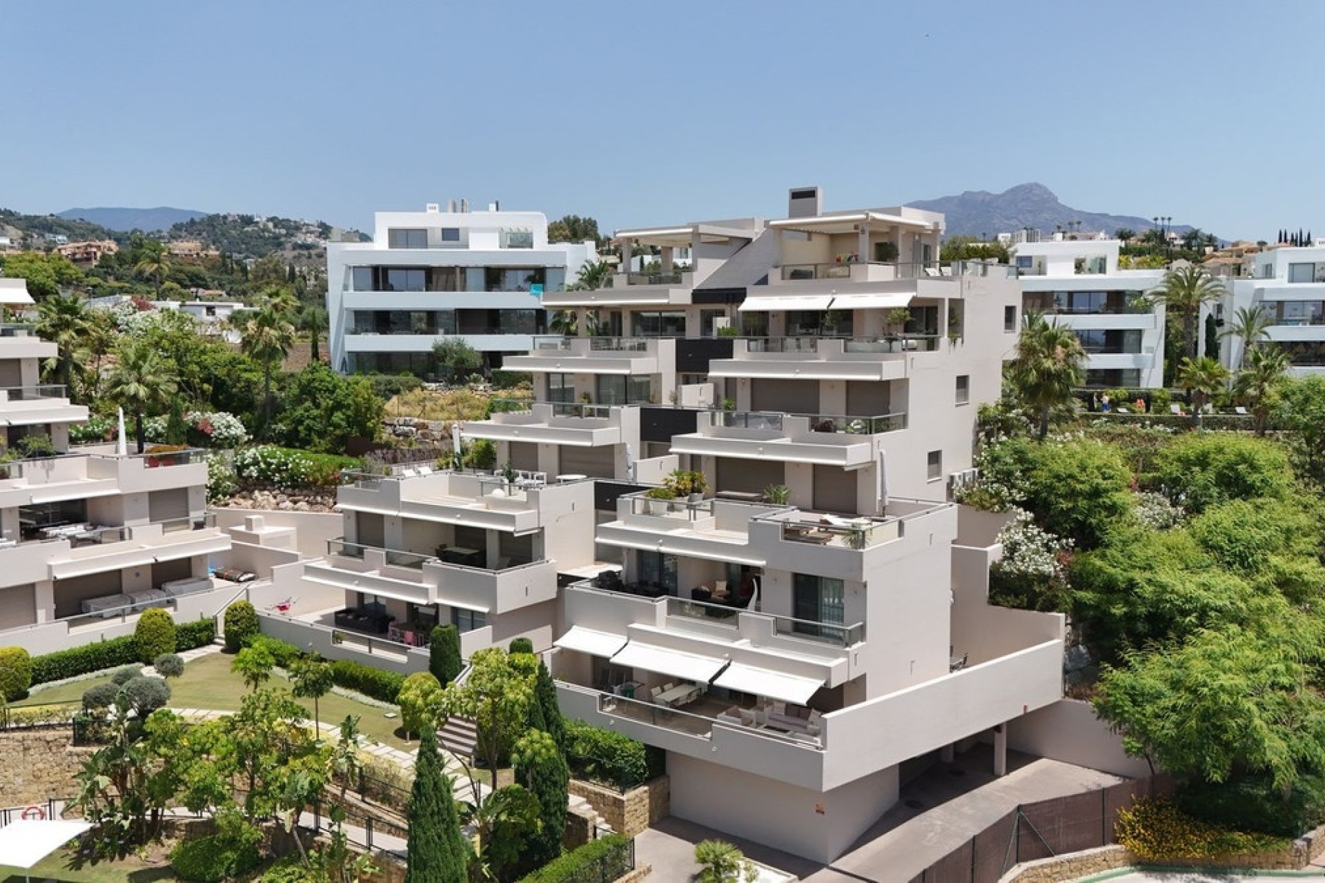 Resale - apartment - Benahavís - Benahavís Centro