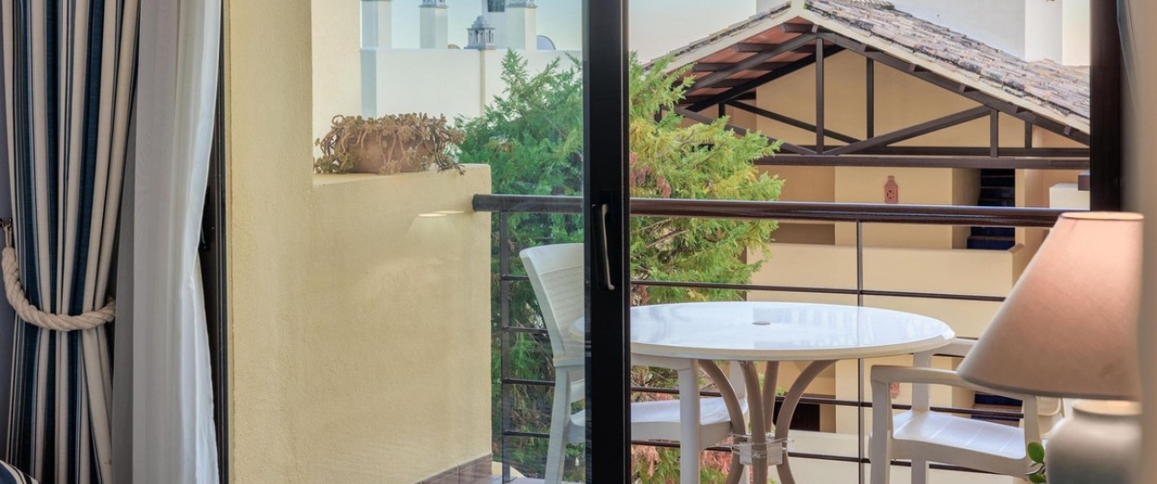 Resale - apartment - Benahavís - Benahavís Centro