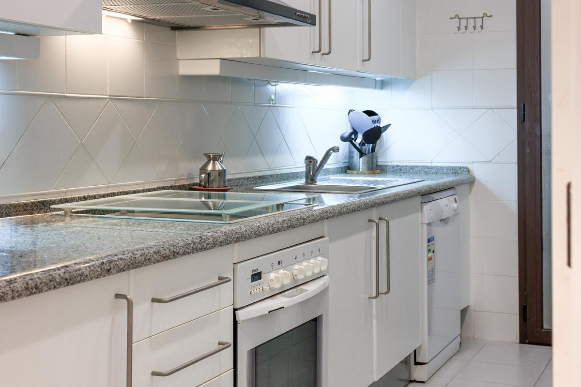 Resale - apartment - Benahavís - Benahavís Centro