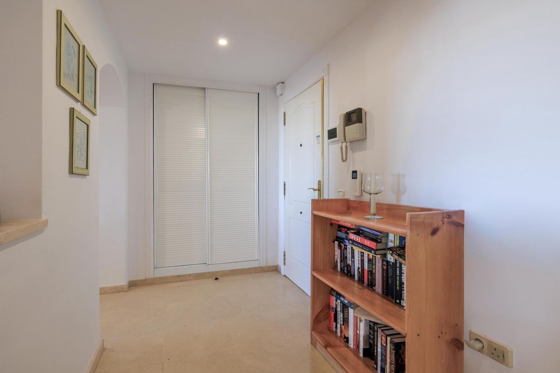 Resale - apartment - Benahavís - Benahavís Centro
