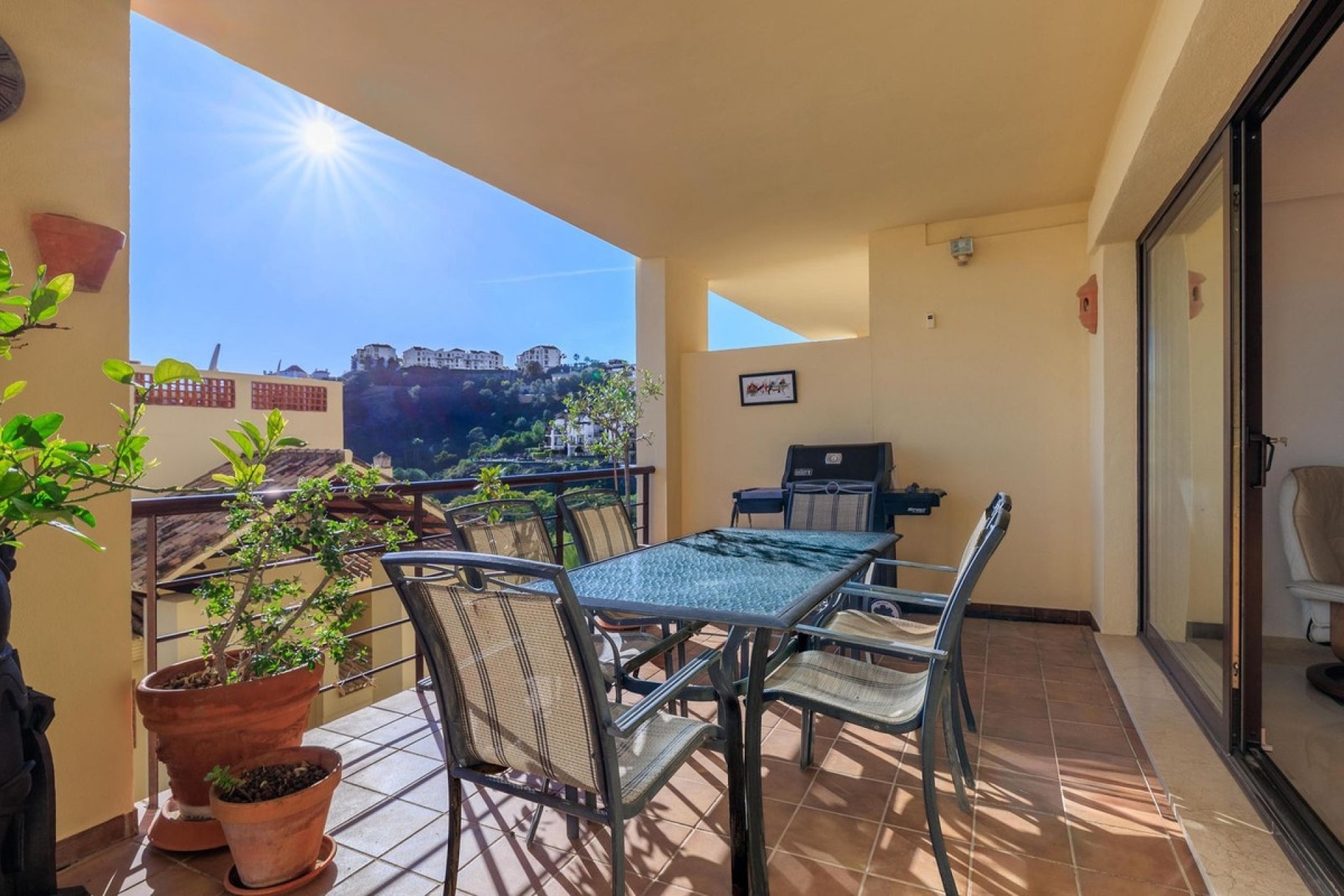 Resale - apartment - Benahavís - Benahavís Centro