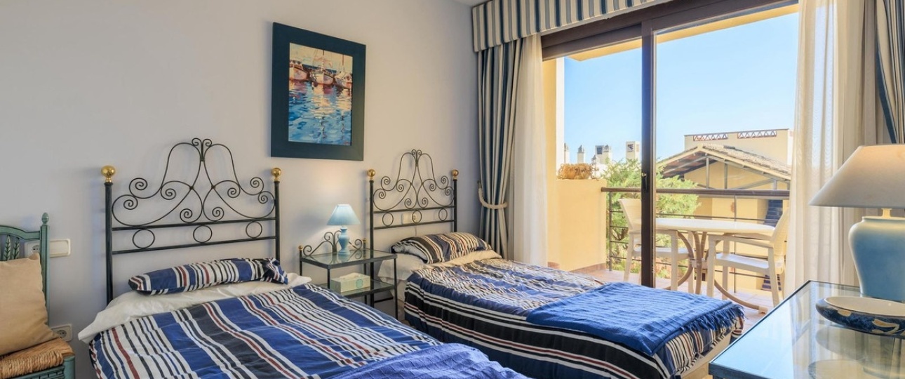Resale - apartment - Benahavís - Benahavís Centro