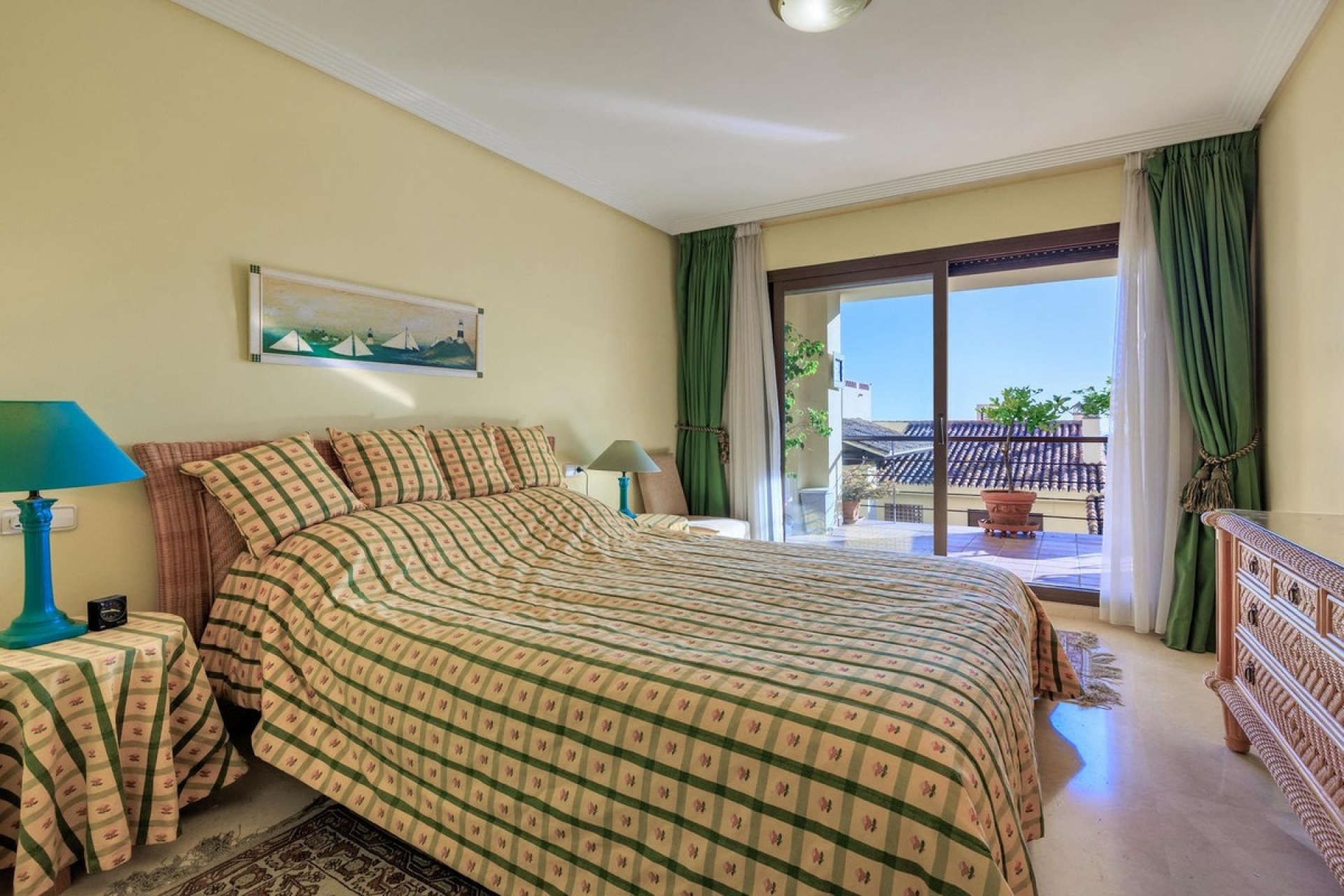 Resale - apartment - Benahavís - Benahavís Centro