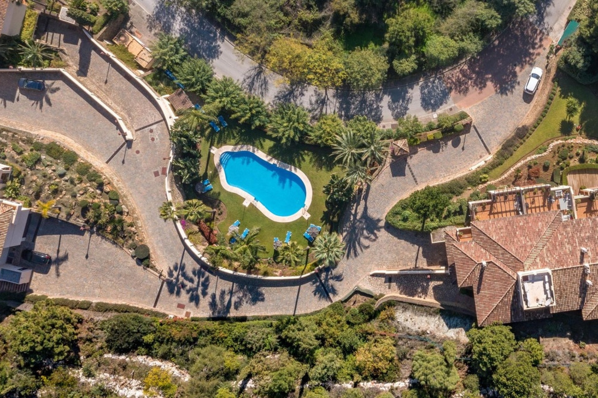 Resale - apartment - Benahavís - Benahavís Centro