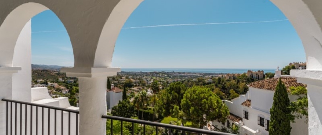 Resale - apartment - Benahavís - Benahavís Centro