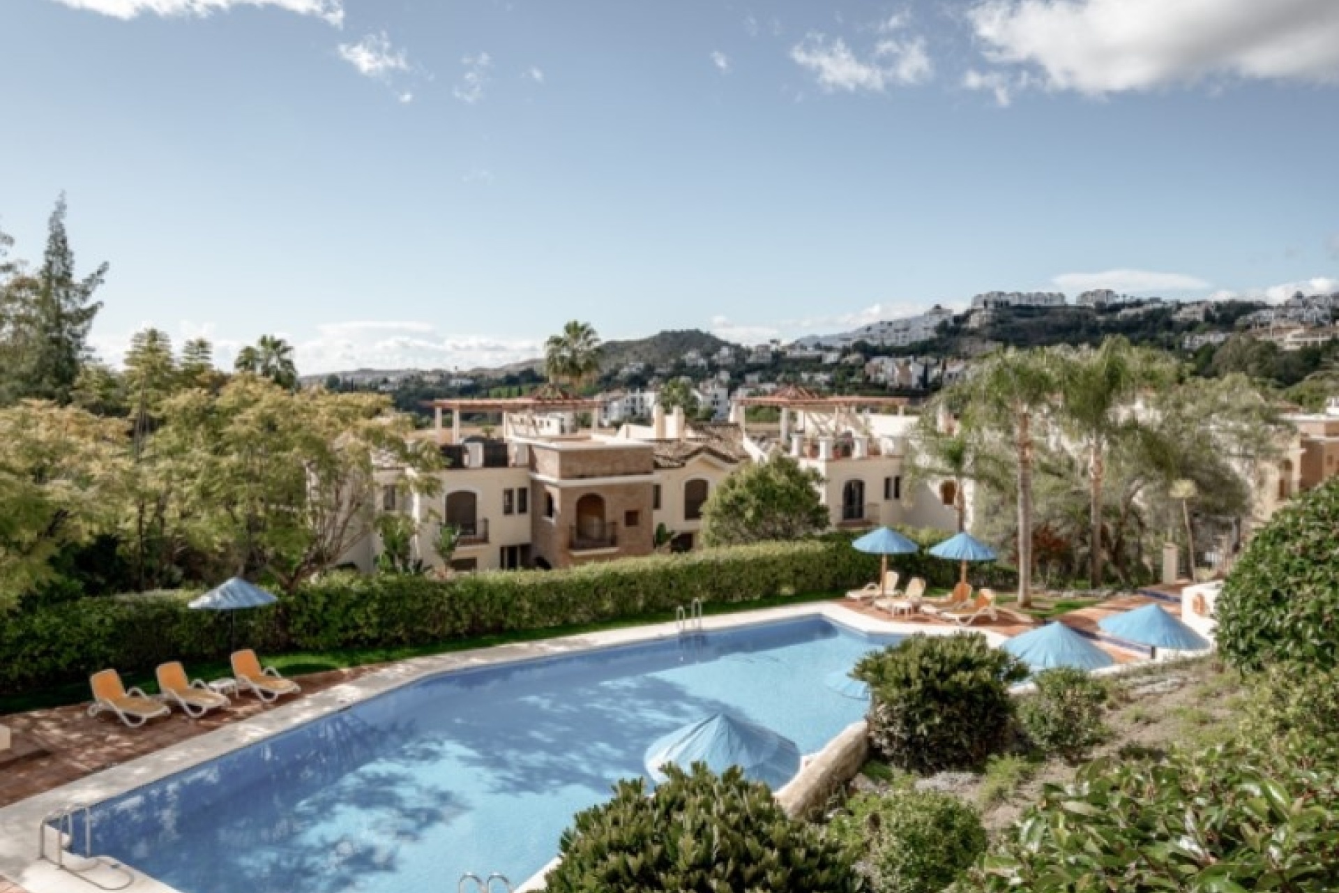 Resale - apartment - Benahavís - Benahavís Centro