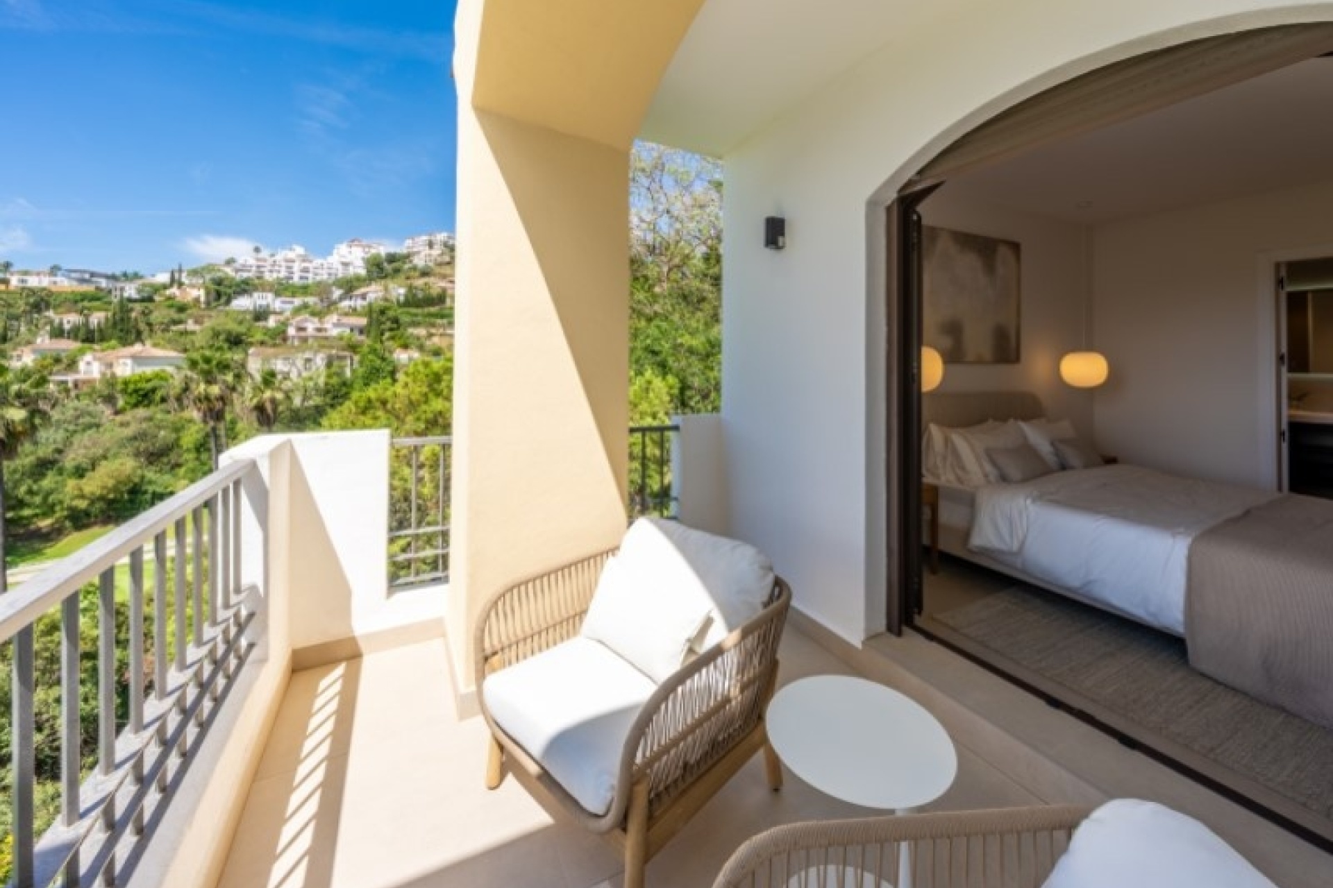 Resale - apartment - Benahavís - Benahavís Centro
