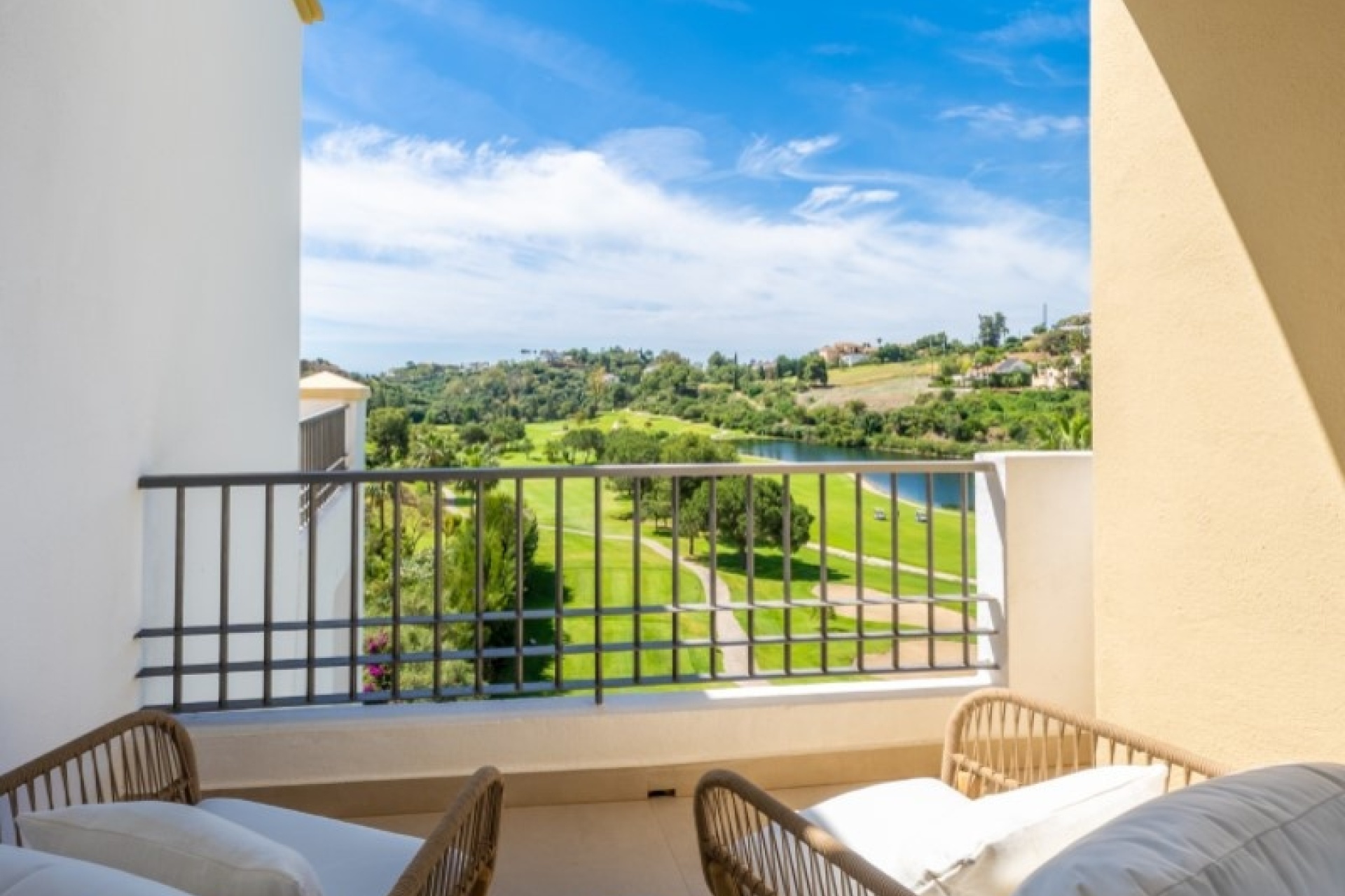 Resale - apartment - Benahavís - Benahavís Centro