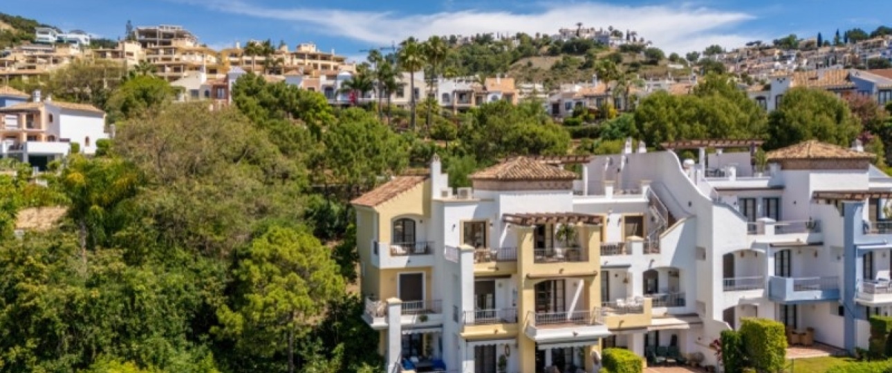 Resale - apartment - Benahavís - Benahavís Centro
