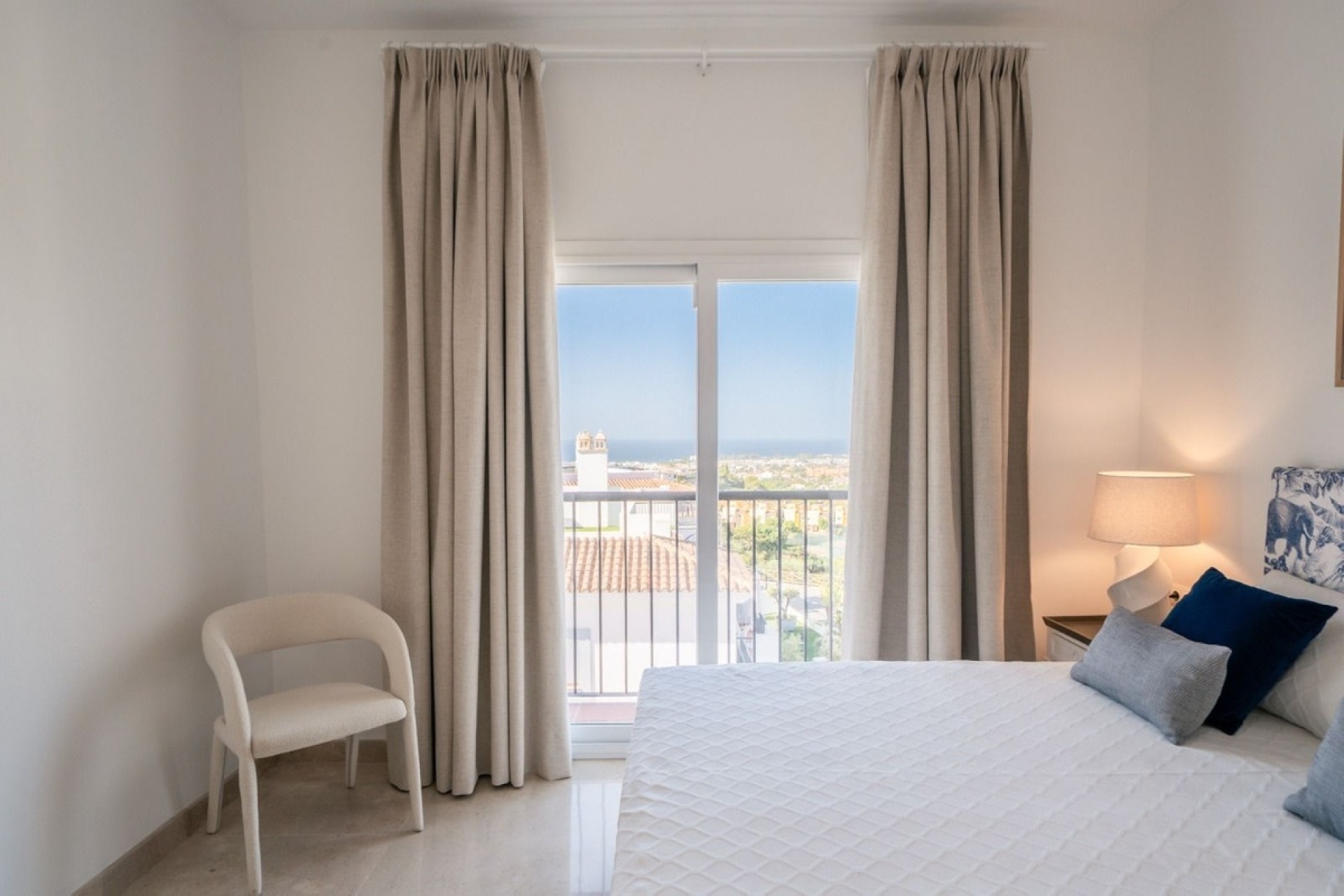 Resale - apartment - Benahavís - Benahavís Centro