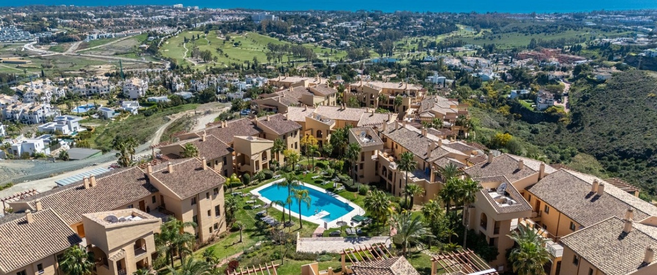 Resale - apartment - Benahavís - Benahavís Centro