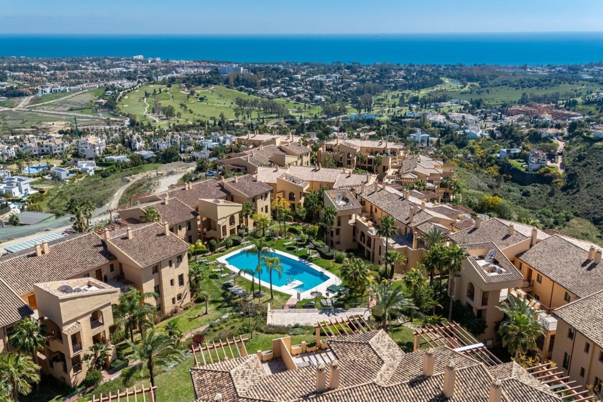 Resale - apartment - Benahavís - Benahavís Centro
