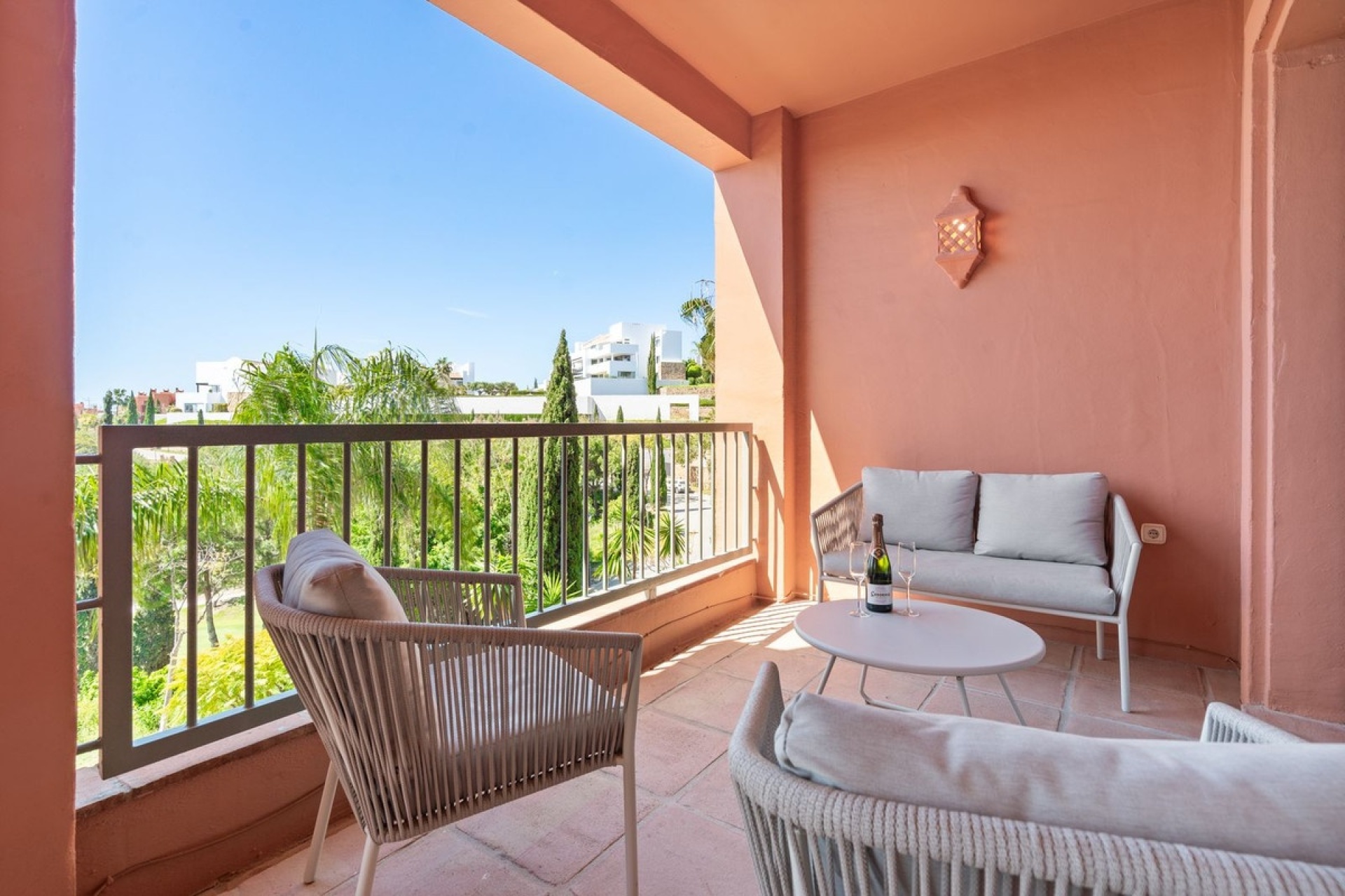 Resale - apartment - Benahavís - Benahavís Centro