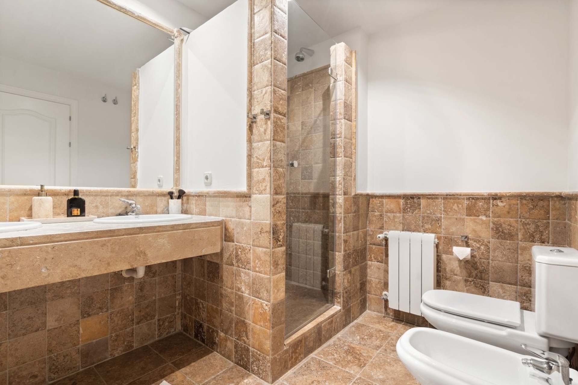 Resale - apartment - Benahavís - Benahavís Centro