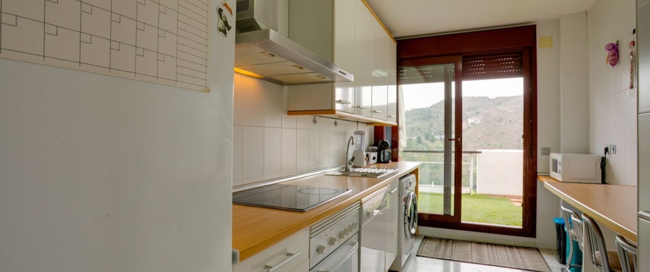 Resale - apartment - Benahavís - Benahavís Centro