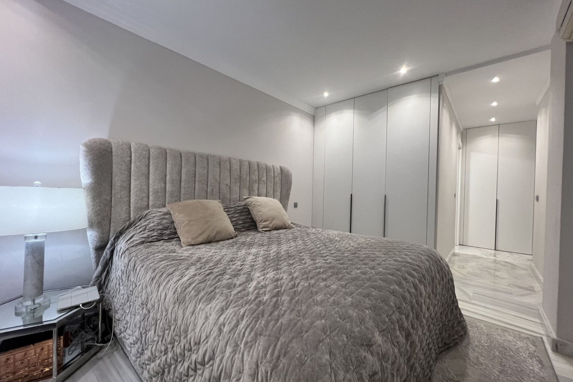 Resale - apartment - Benahavís - Benahavís Centro