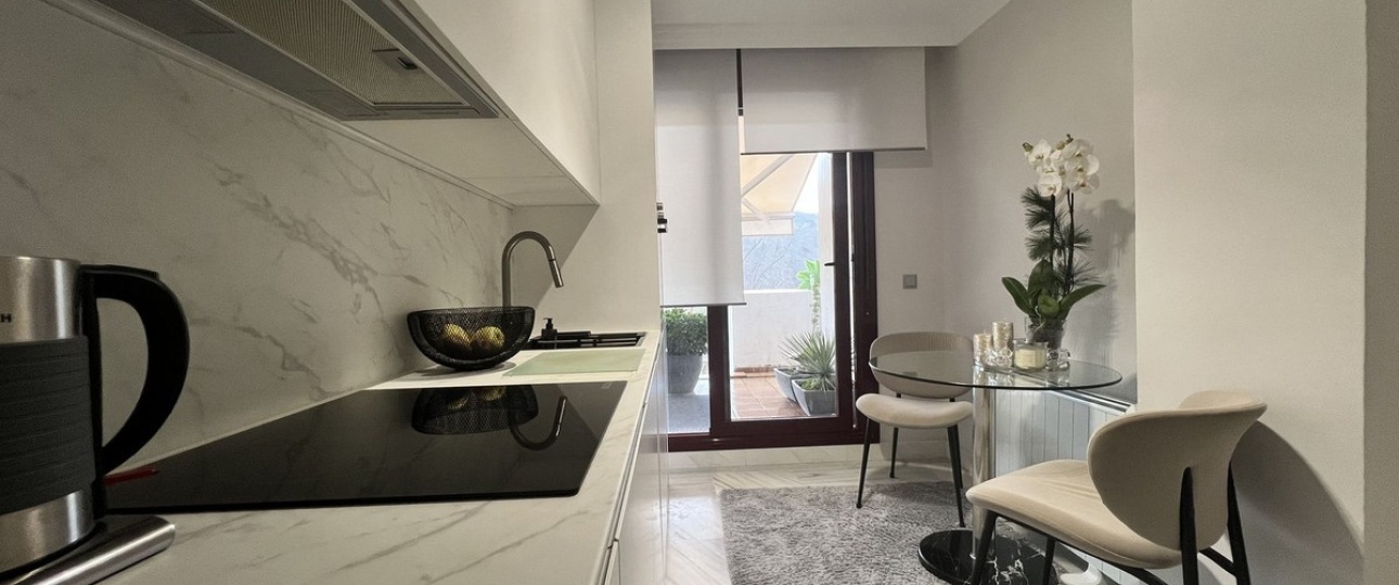 Resale - apartment - Benahavís - Benahavís Centro