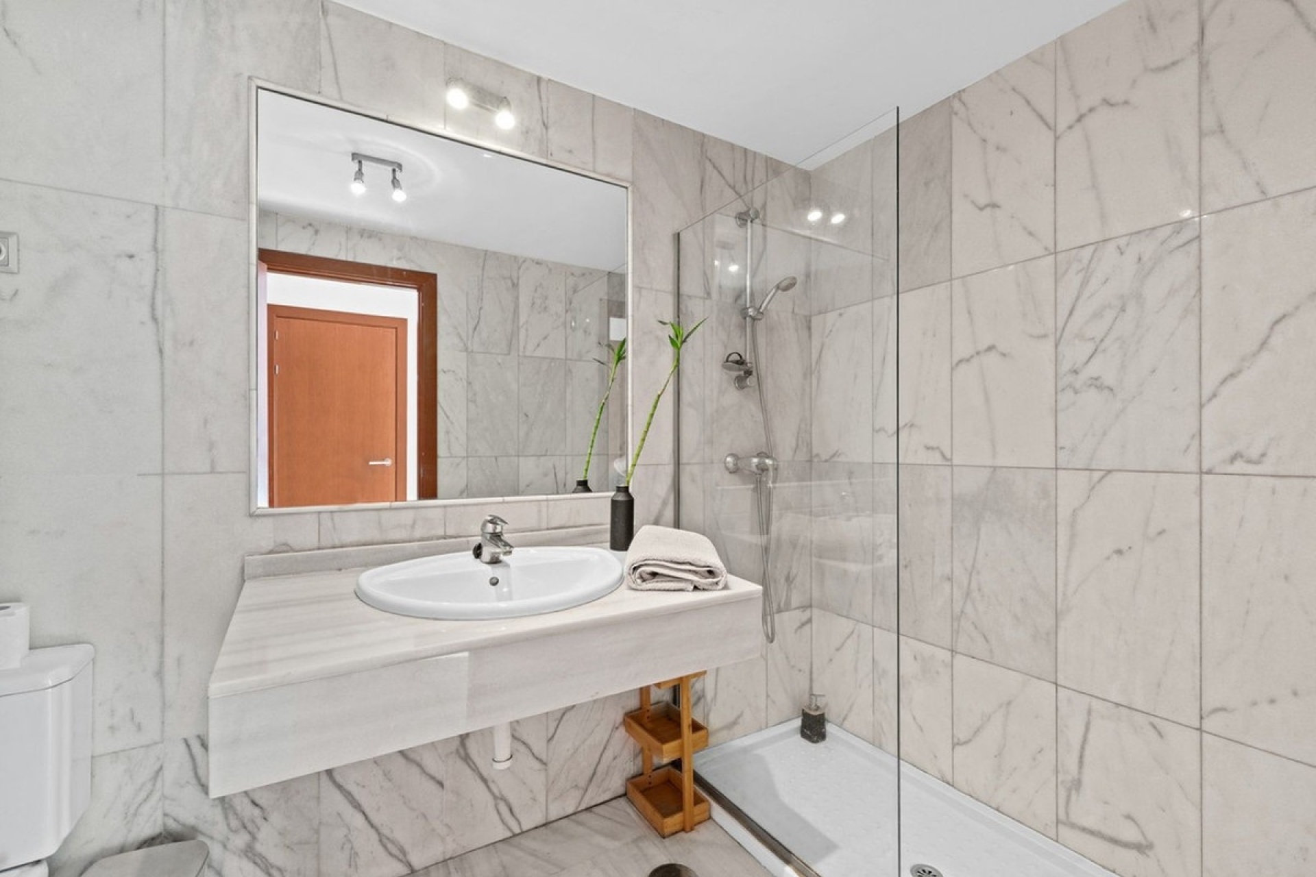 Resale - apartment - Benahavís - Benahavís Centro