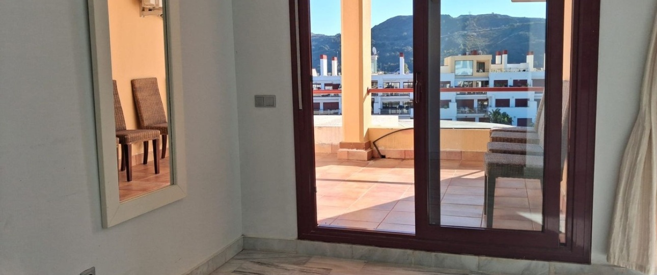 Resale - apartment - Benahavís - Benahavís Centro