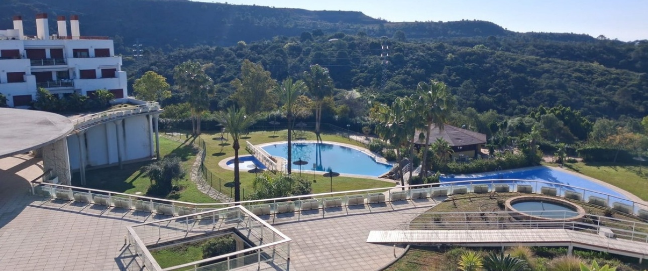 Resale - apartment - Benahavís - Benahavís Centro