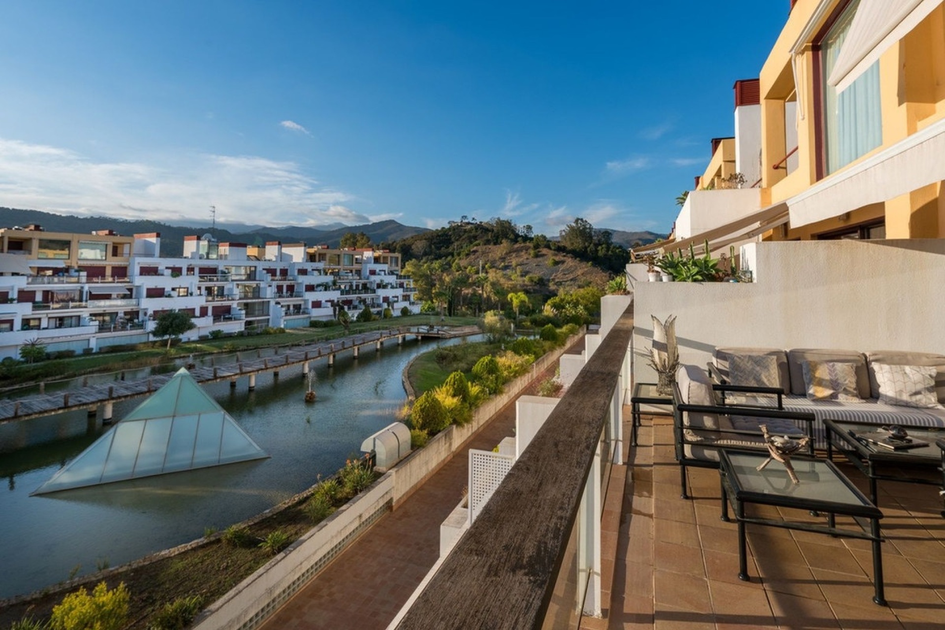 Resale - apartment - Benahavís - Benahavís Centro