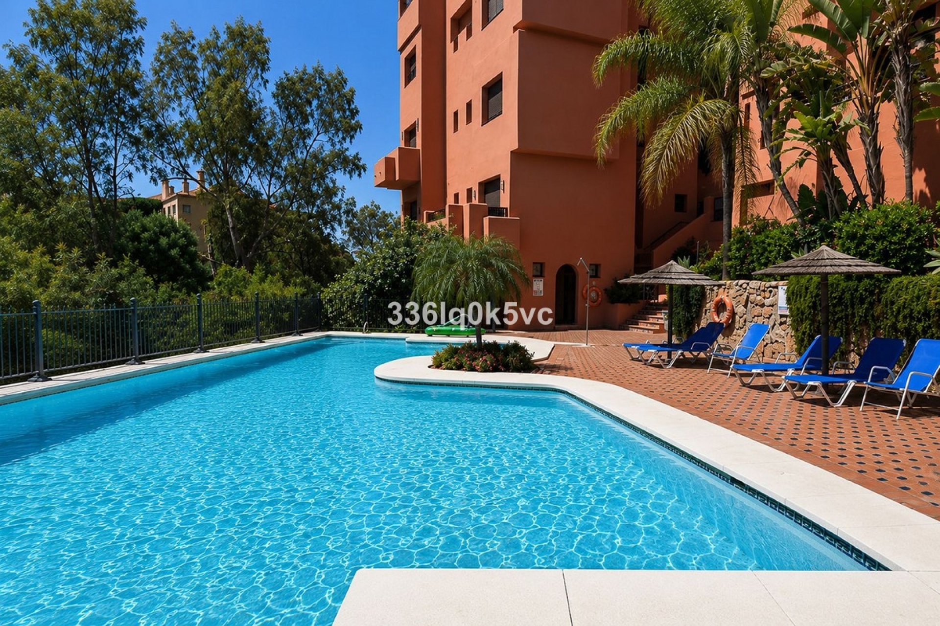 Resale - apartment - Benahavís - Benahavís Centro