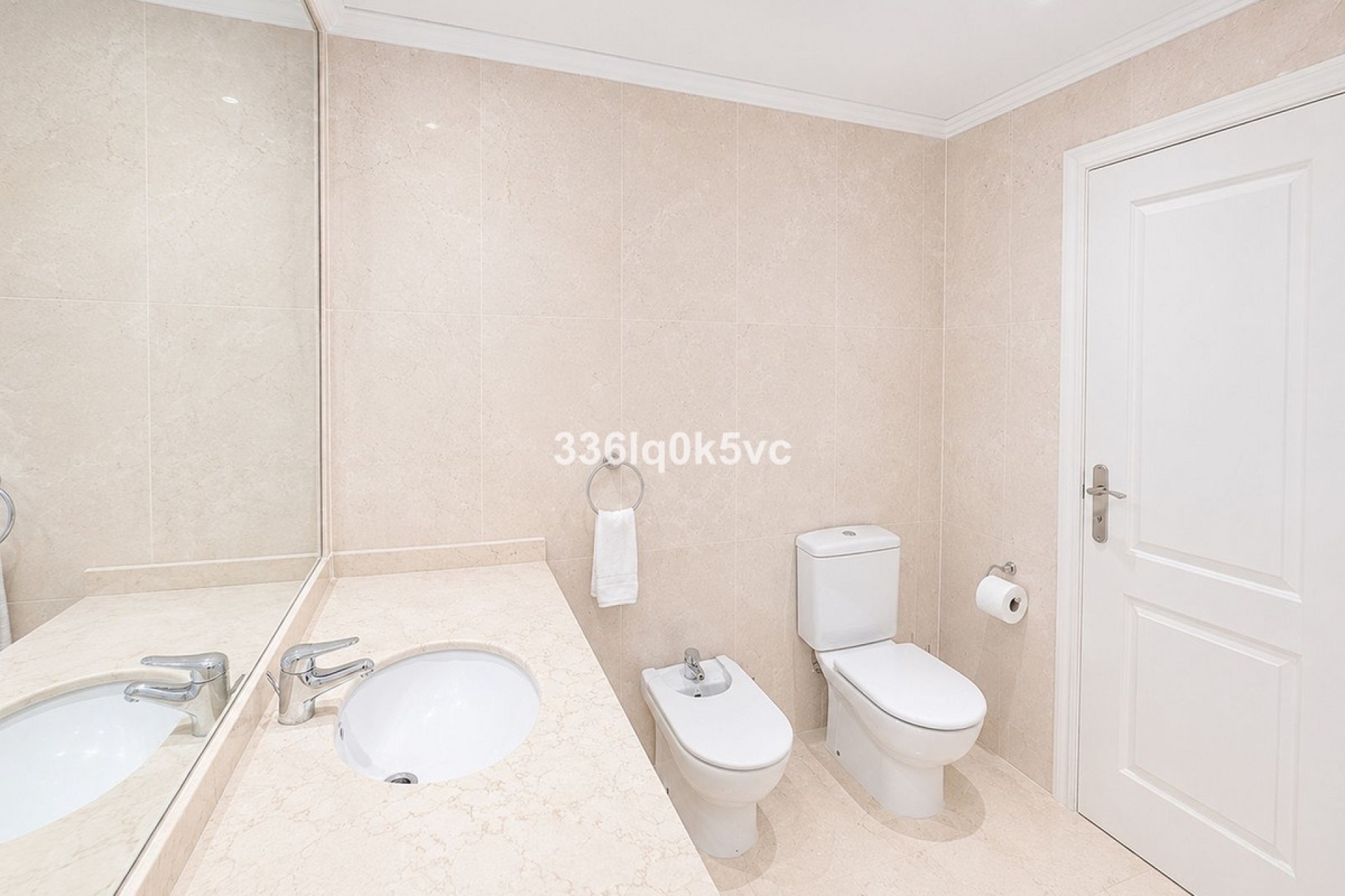 Resale - apartment - Benahavís - Benahavís Centro