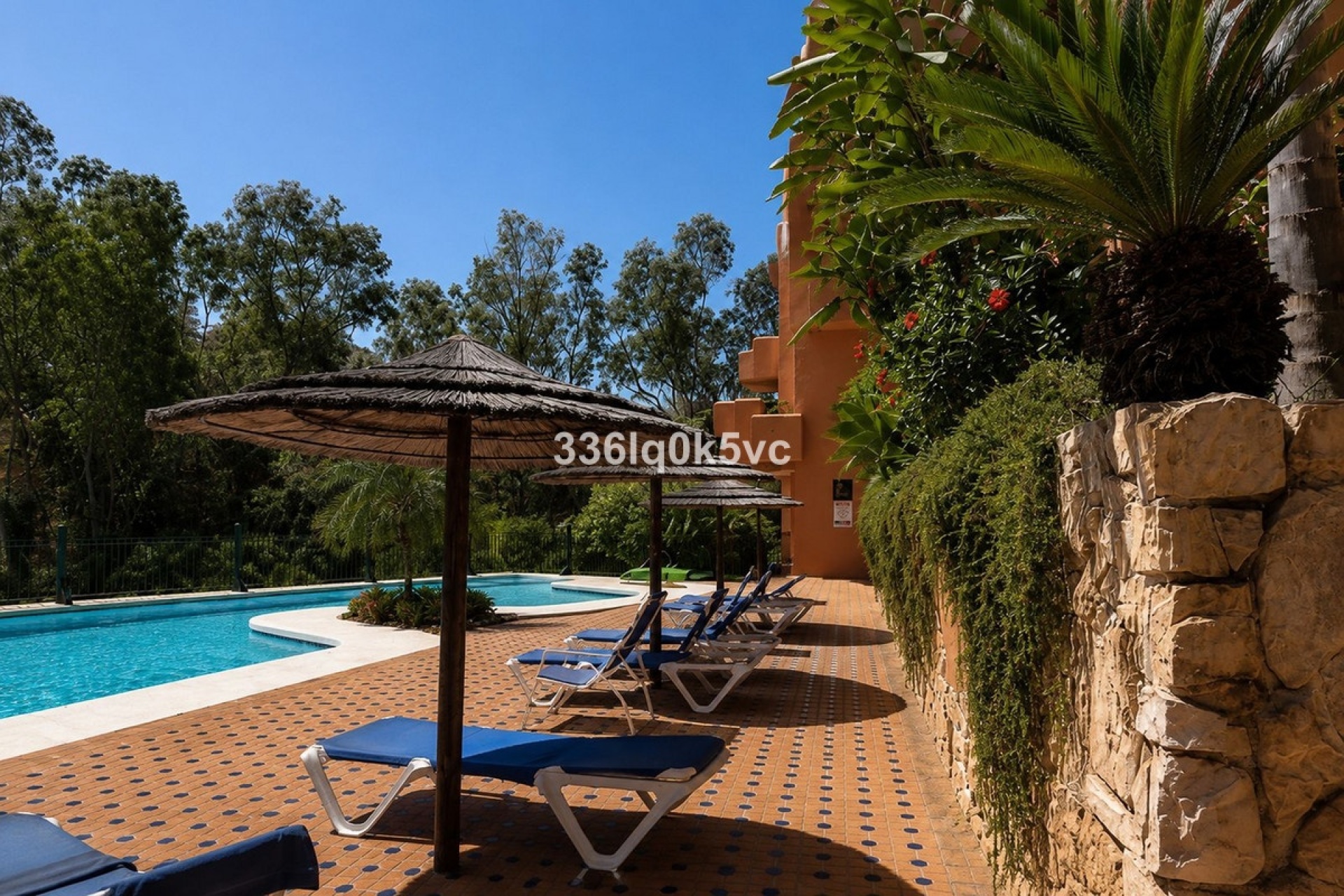 Resale - apartment - Benahavís - Benahavís Centro