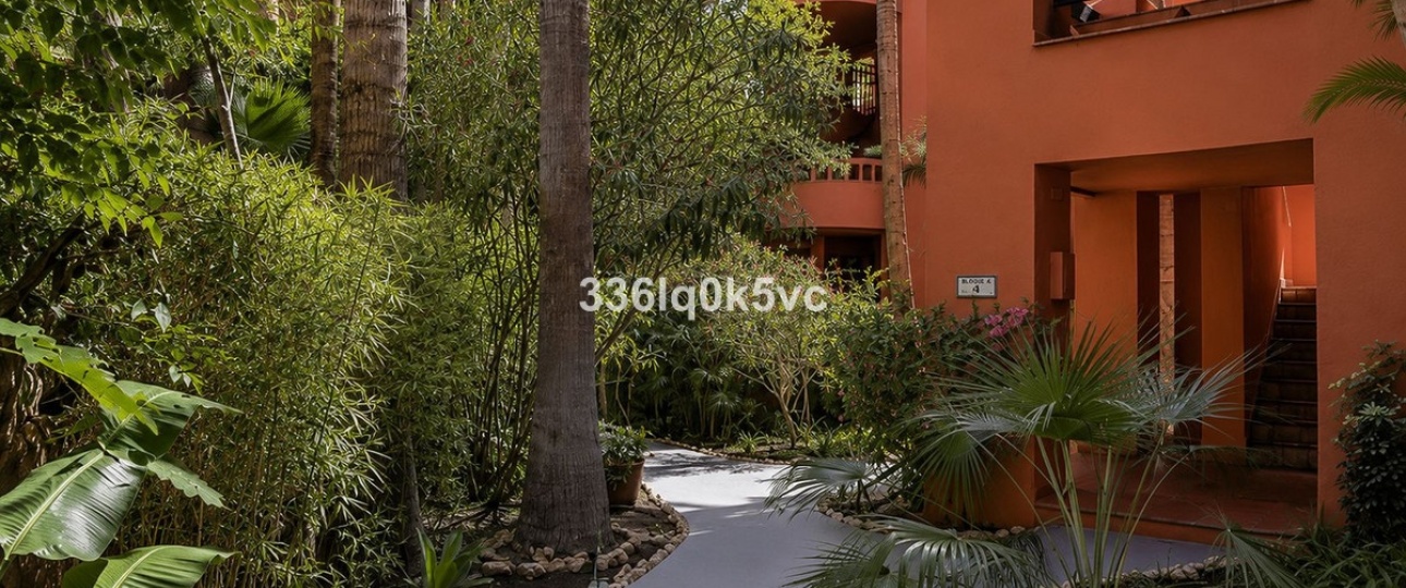 Resale - apartment - Benahavís - Benahavís Centro