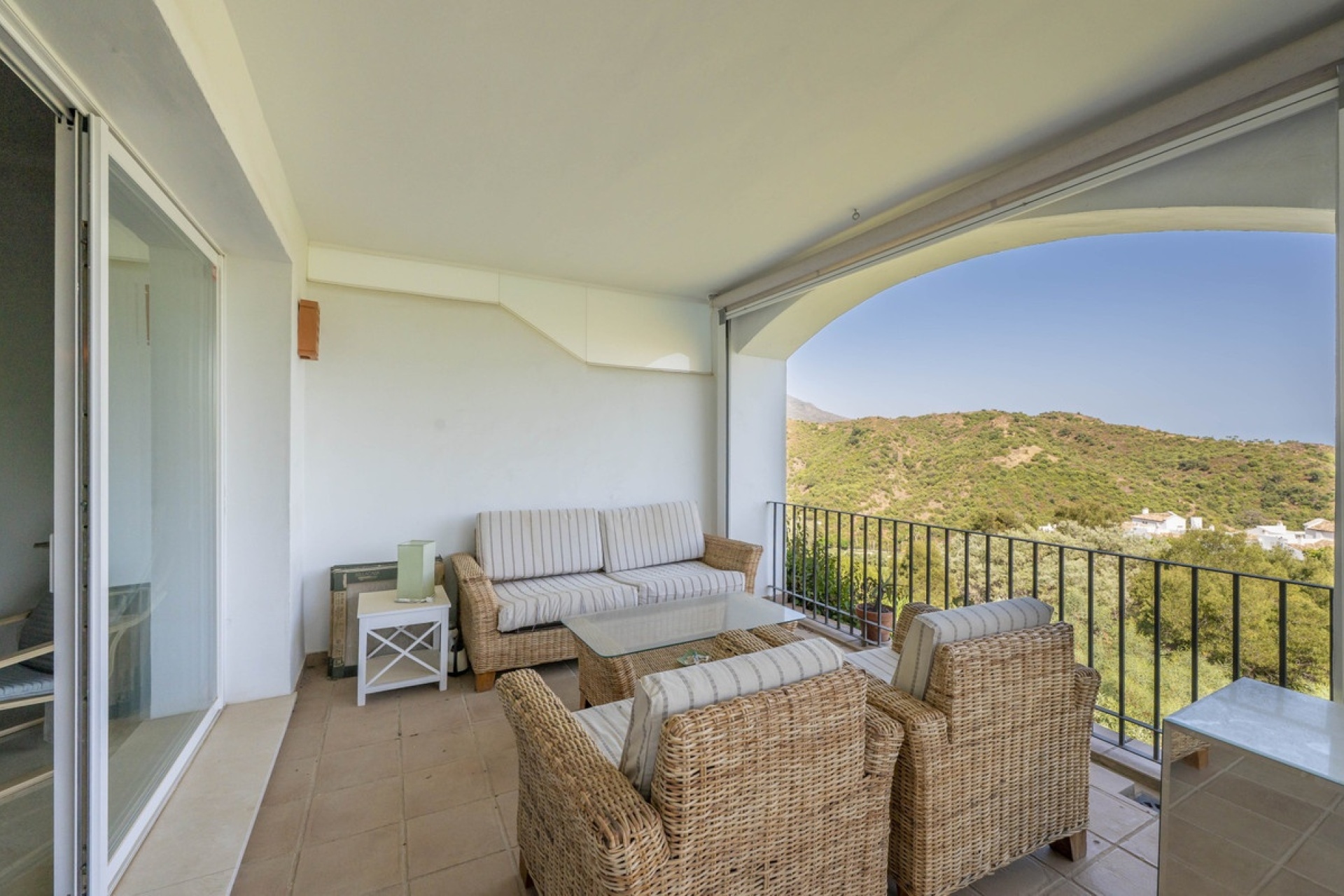 Resale - apartment - Benahavís - Benahavís Centro