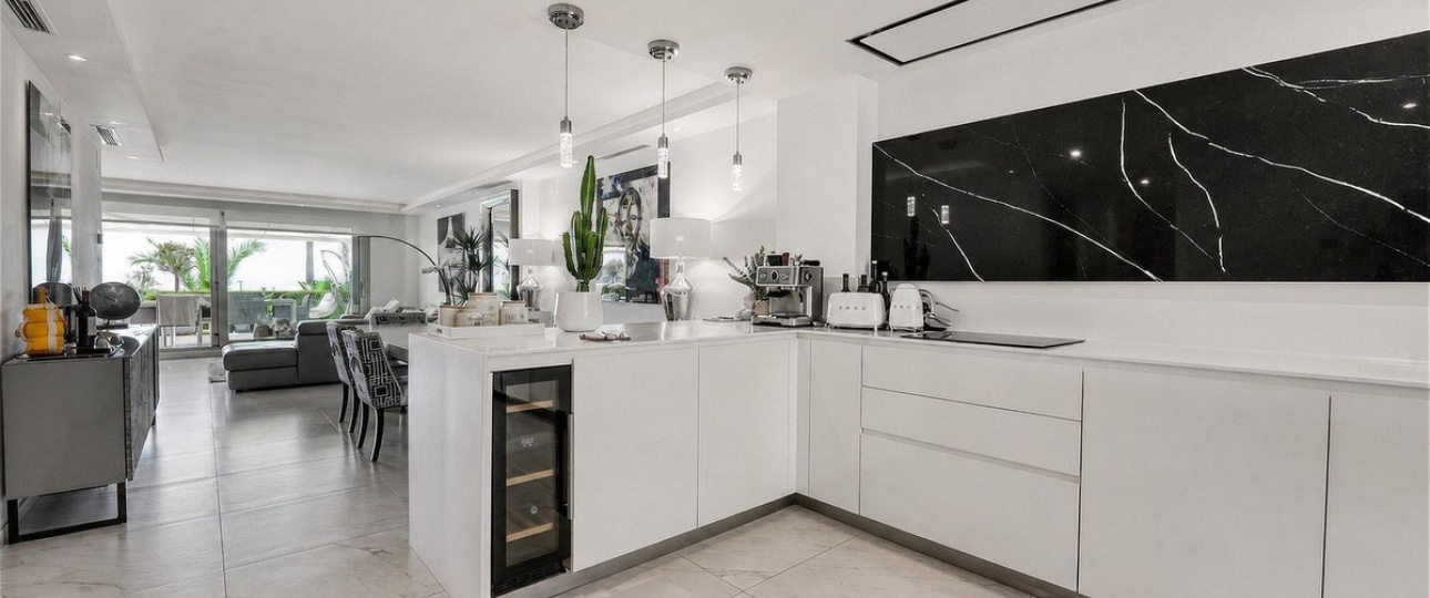 Resale - apartment - Benahavís - Benahavís Centro