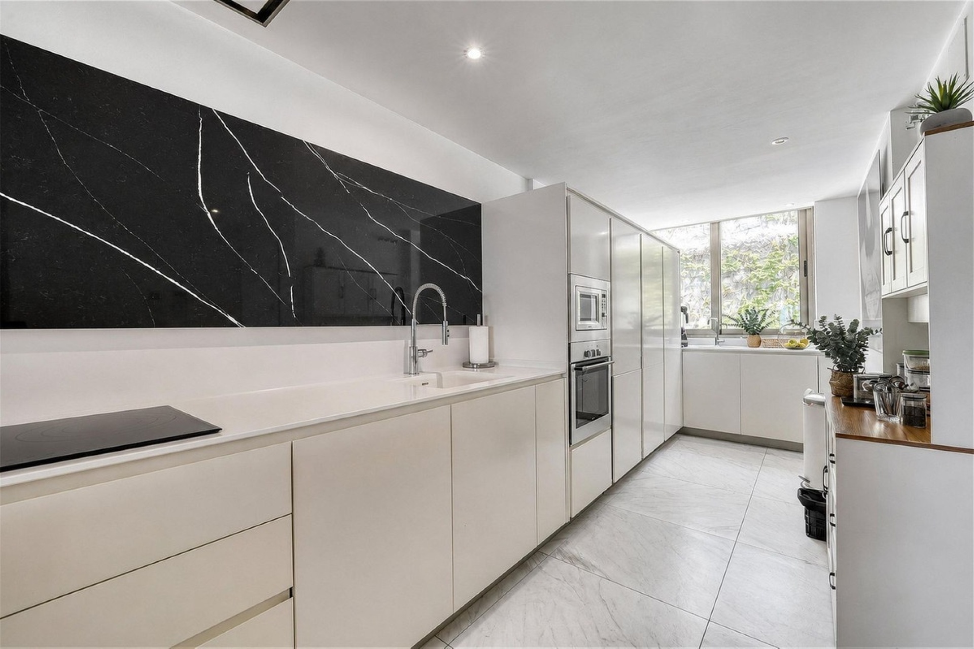 Resale - apartment - Benahavís - Benahavís Centro