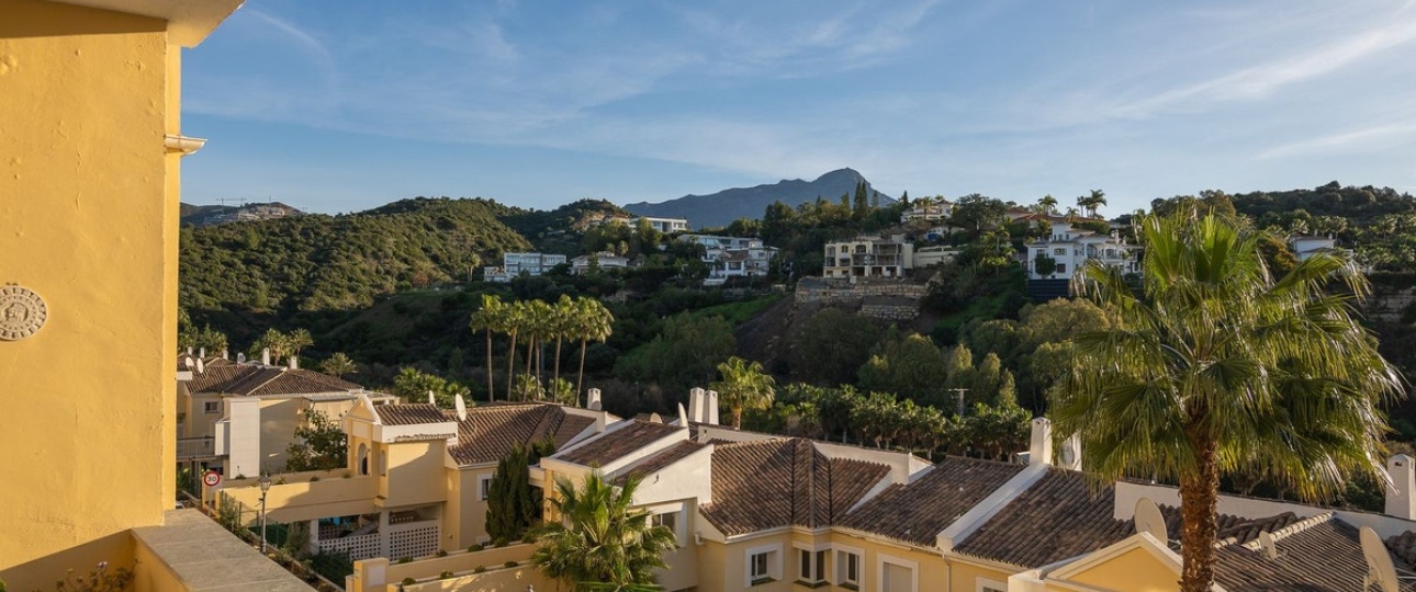Resale - apartment - Benahavís - Benahavís Centro