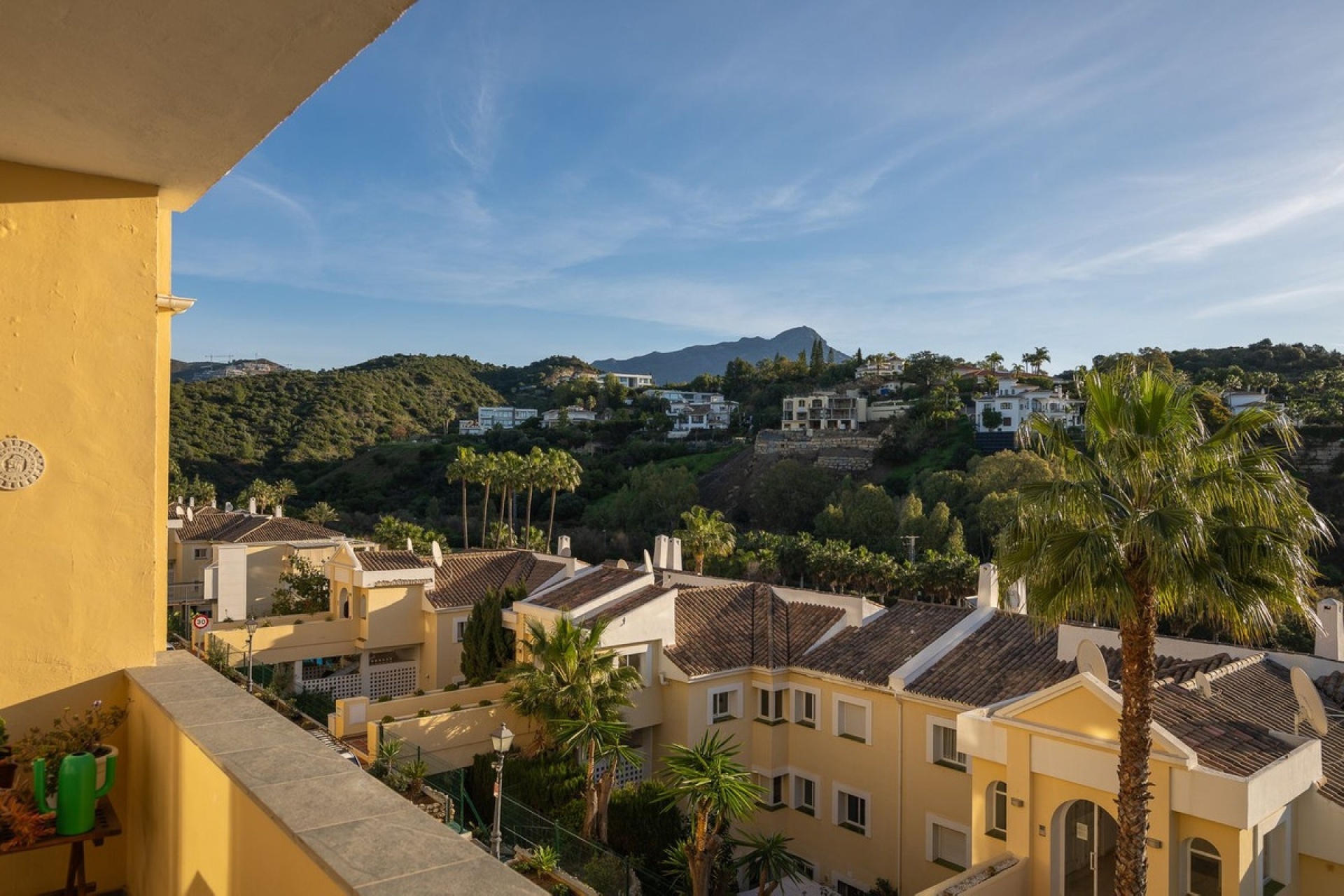 Resale - apartment - Benahavís - Benahavís Centro
