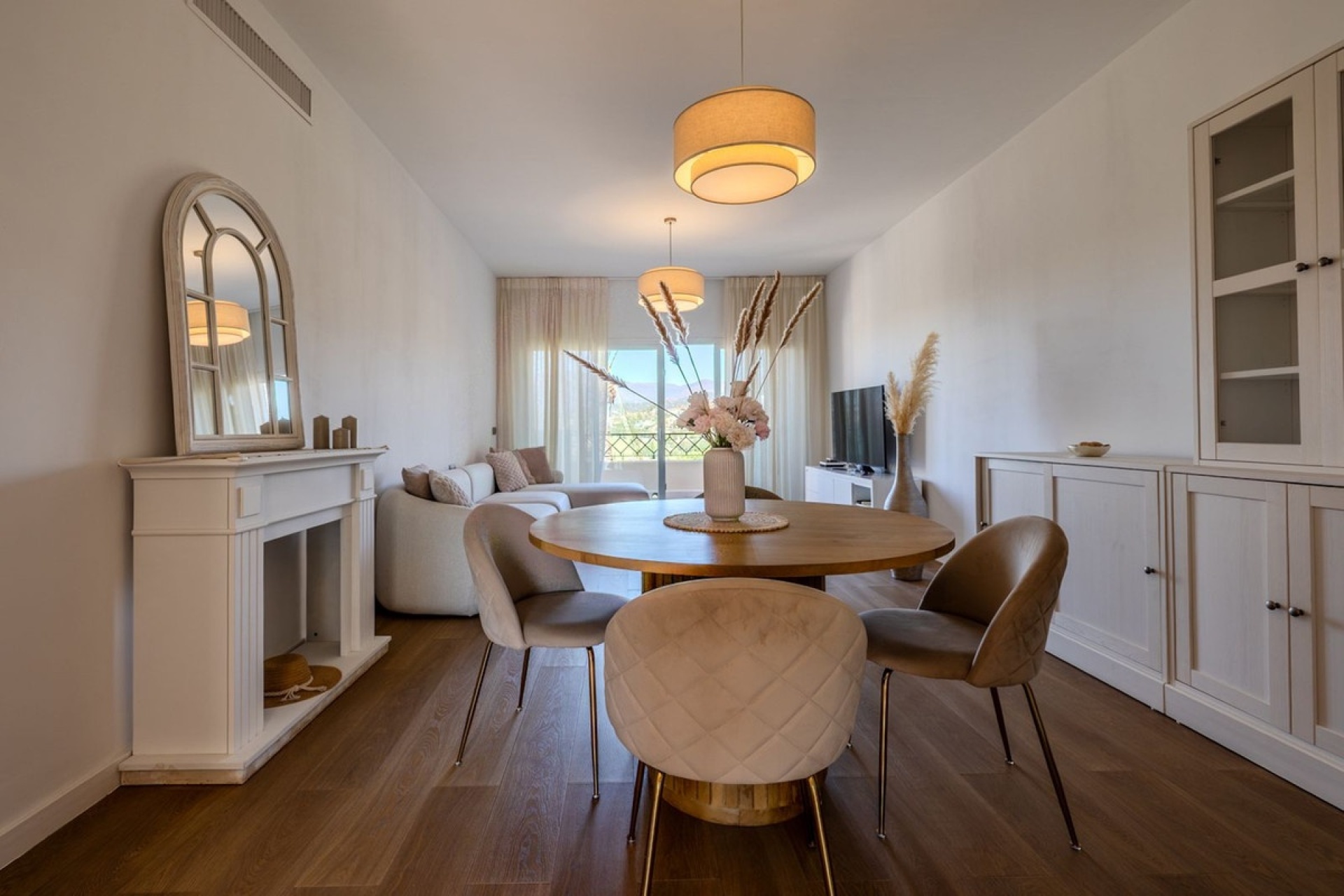 Resale - apartment - Benahavís - Benahavís Centro