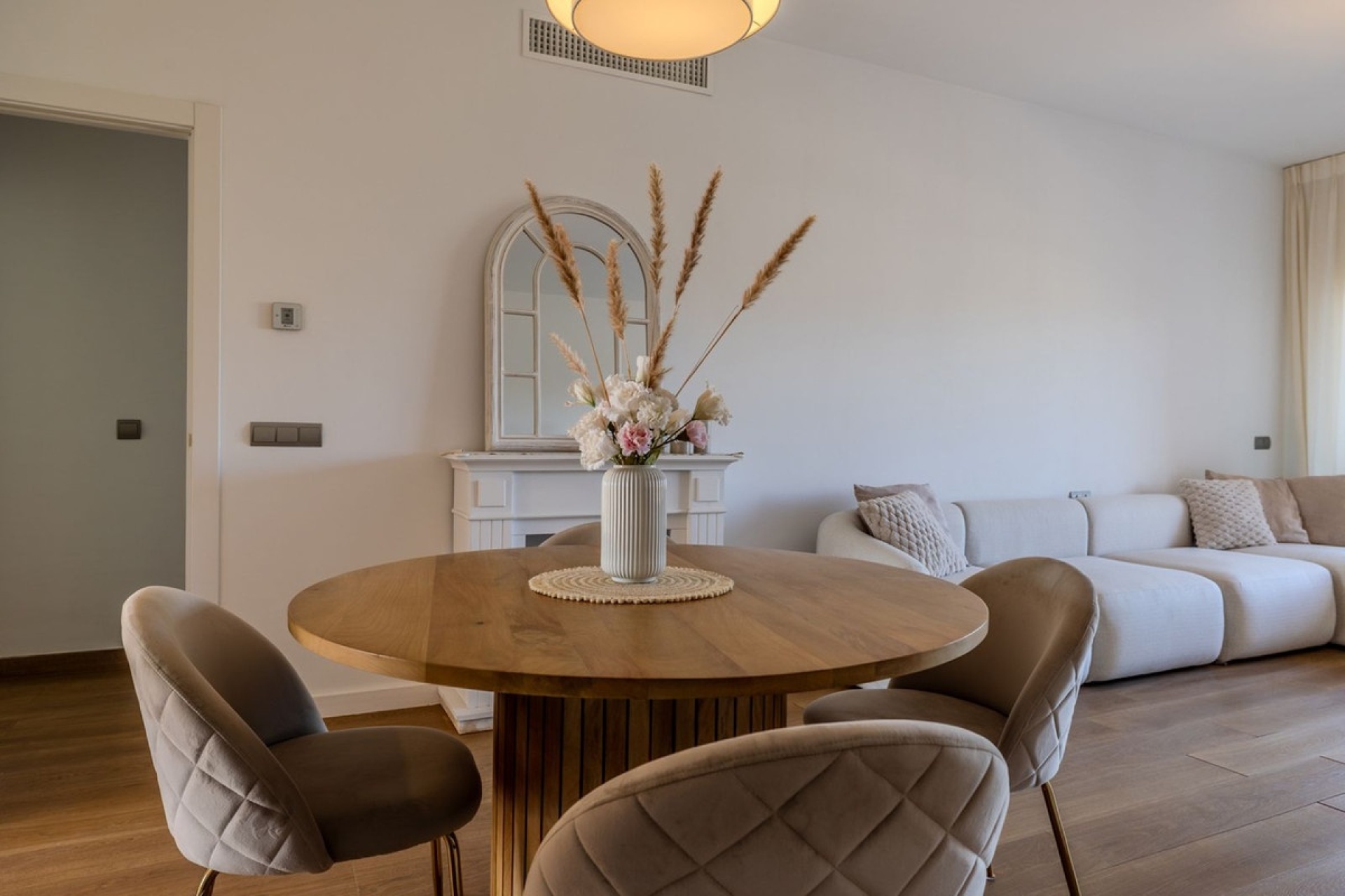 Resale - apartment - Benahavís - Benahavís Centro