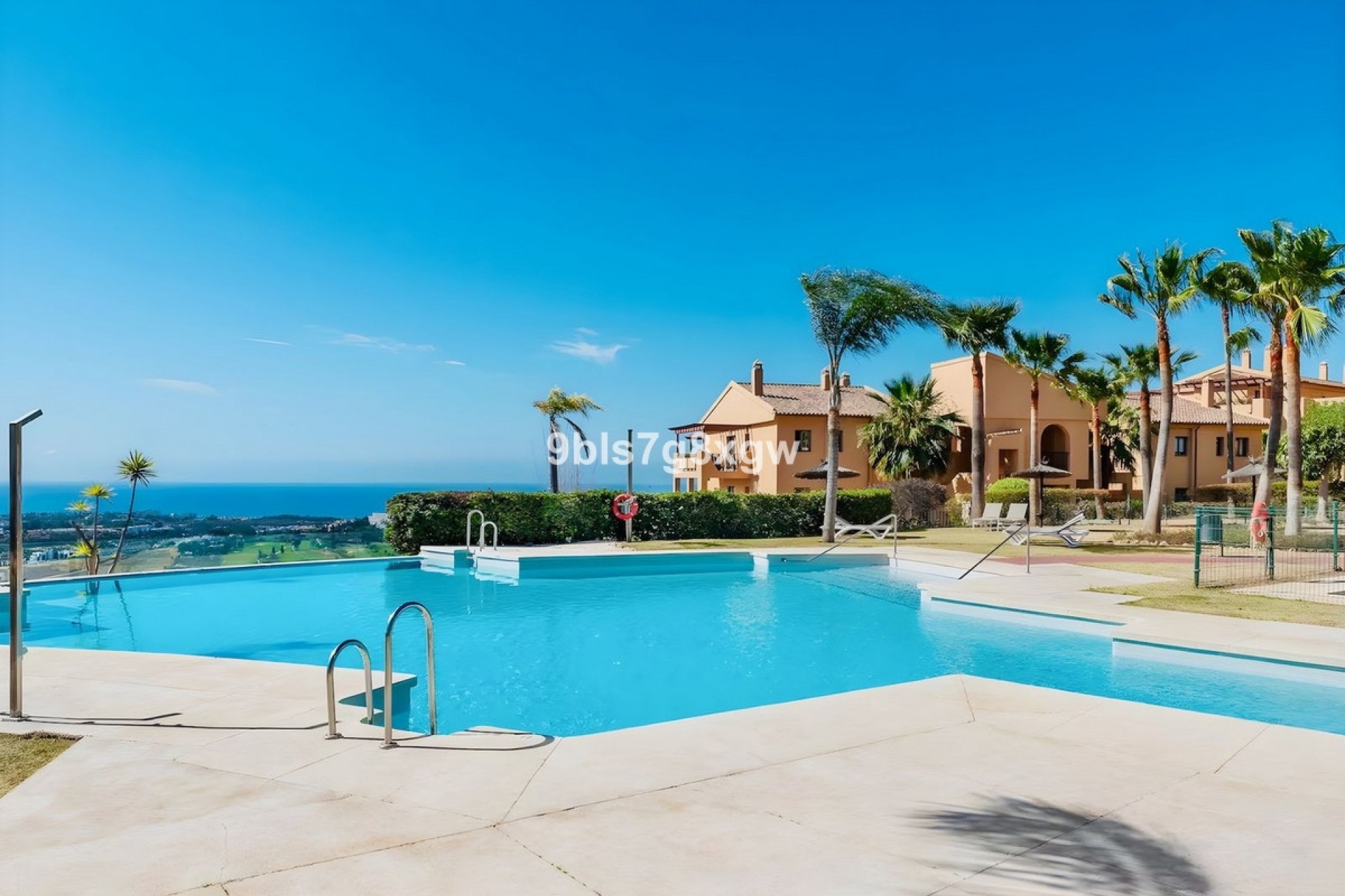 Resale - apartment - Benahavís - Benahavís Centro