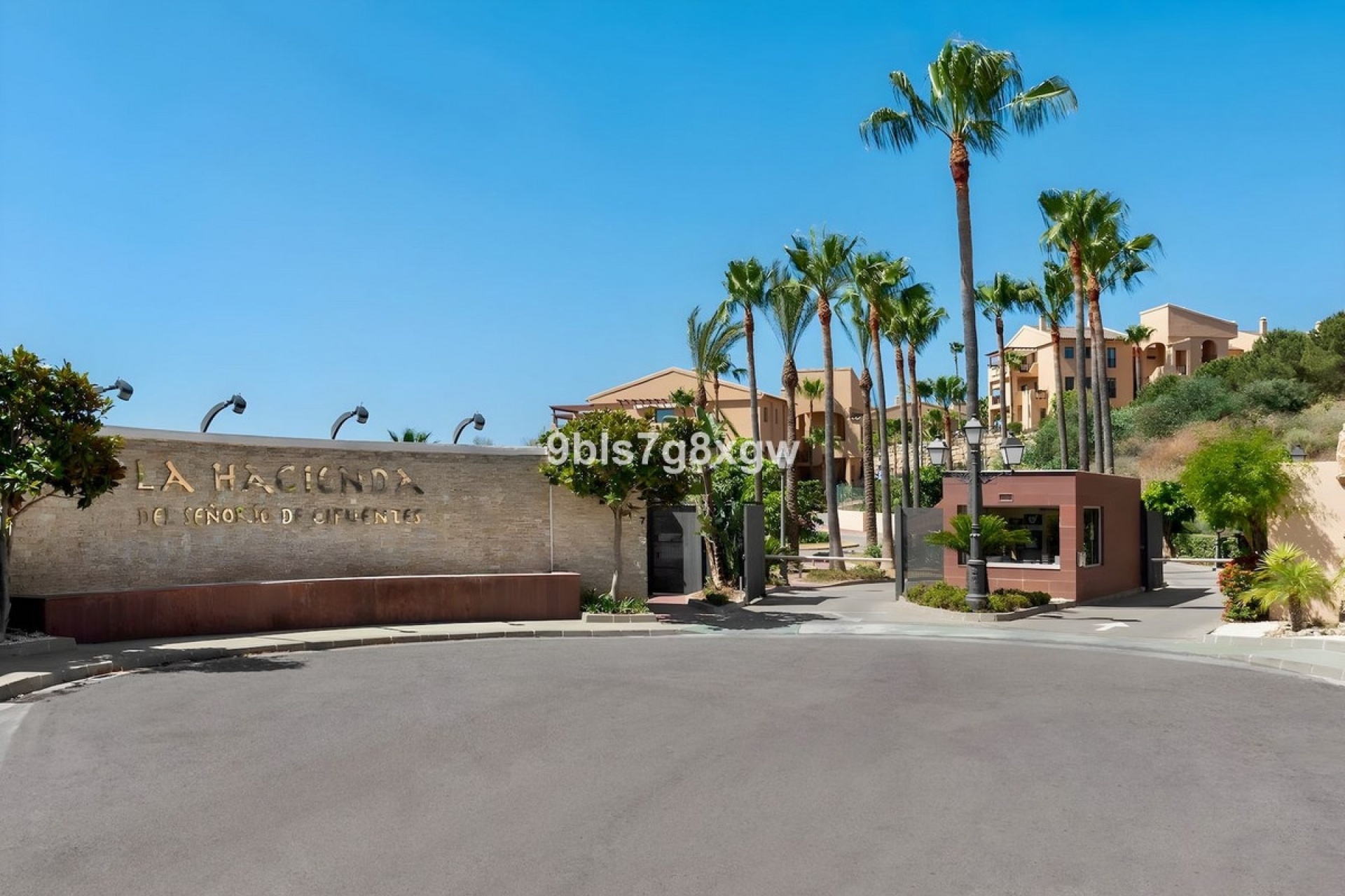Resale - apartment - Benahavís - Benahavís Centro