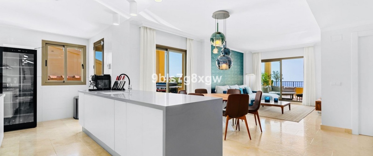 Resale - apartment - Benahavís - Benahavís Centro
