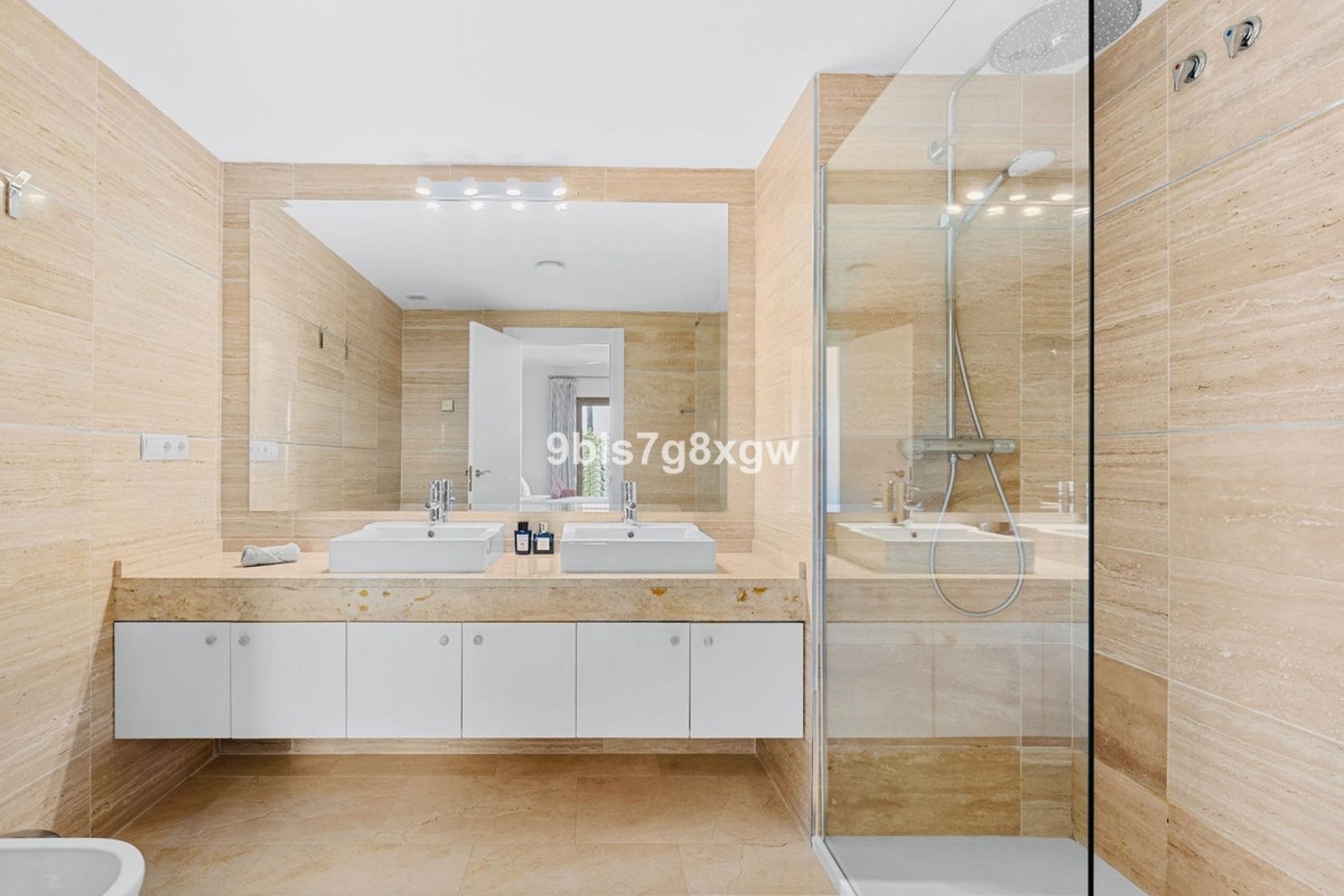 Resale - apartment - Benahavís - Benahavís Centro