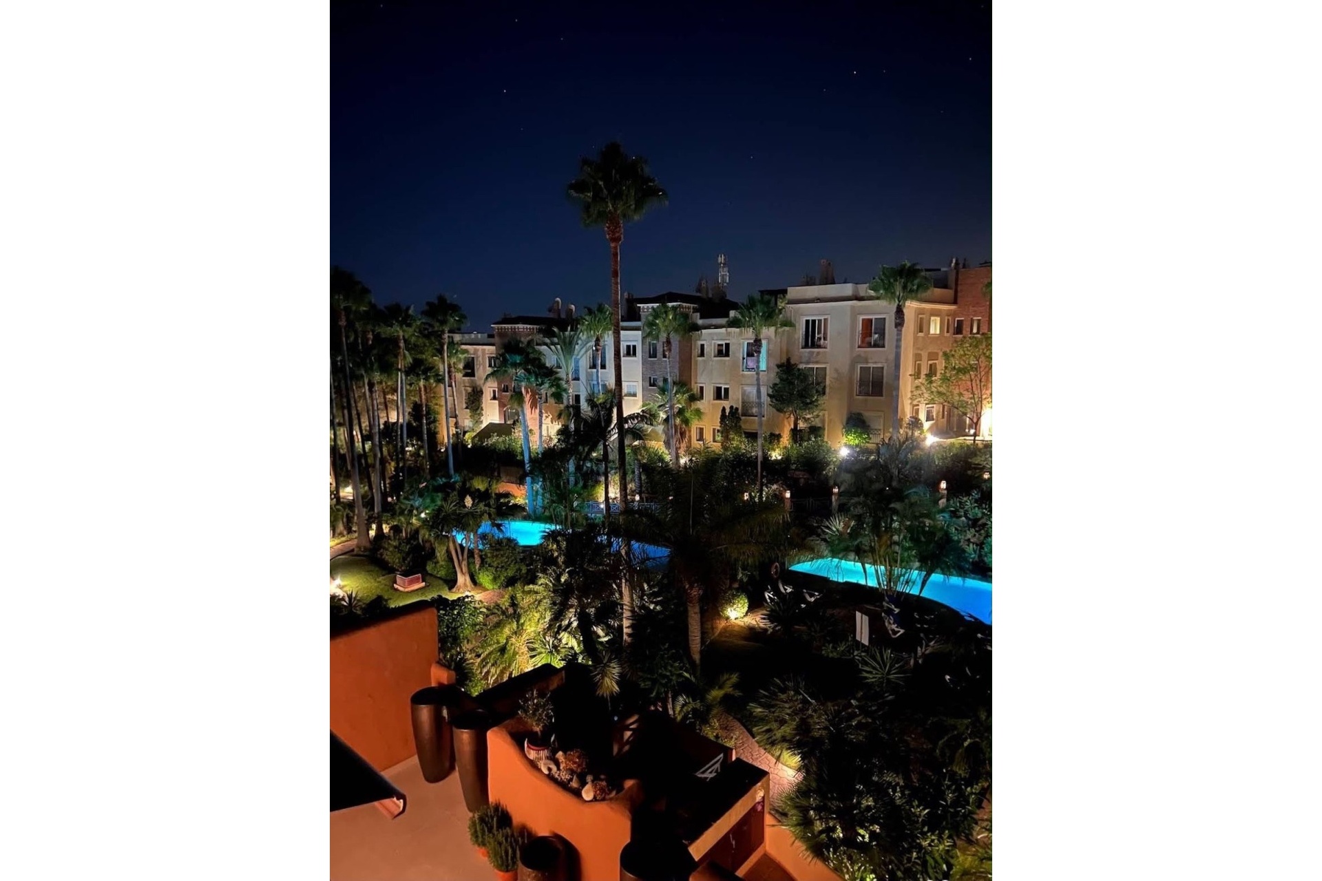 Resale - apartment - Benahavís - Benahavís Centro