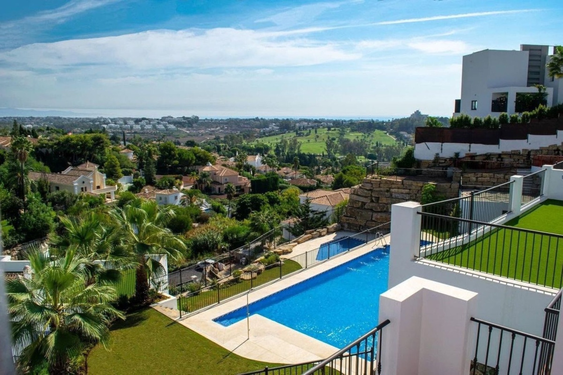 Resale - apartment - Benahavís - Benahavís Centro