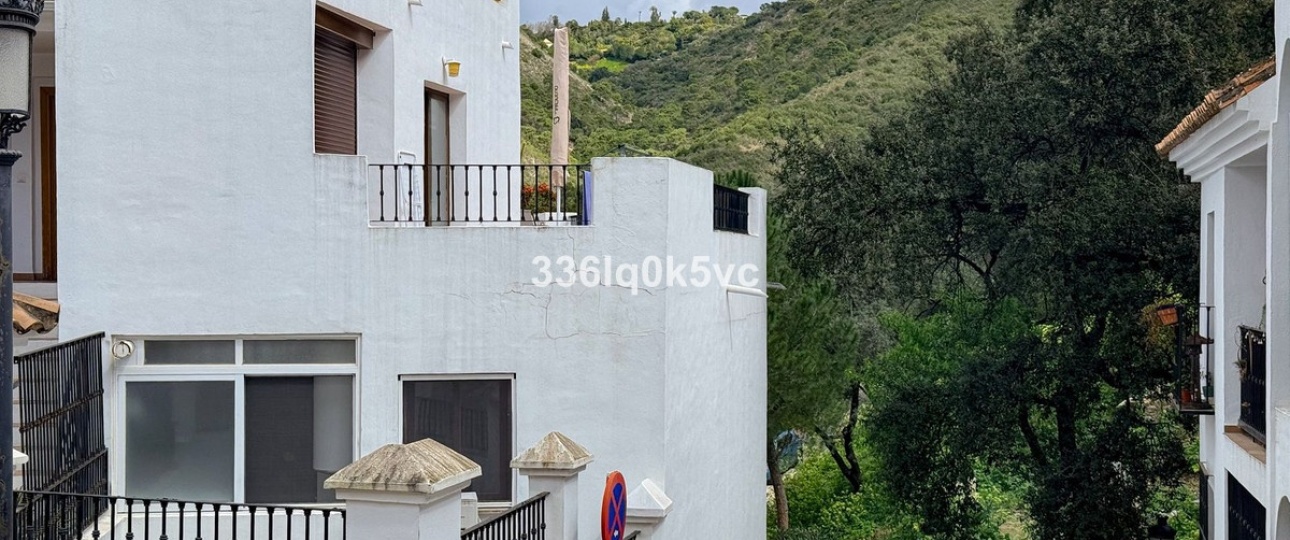 Resale - apartment - Benahavís - Benahavís Centro
