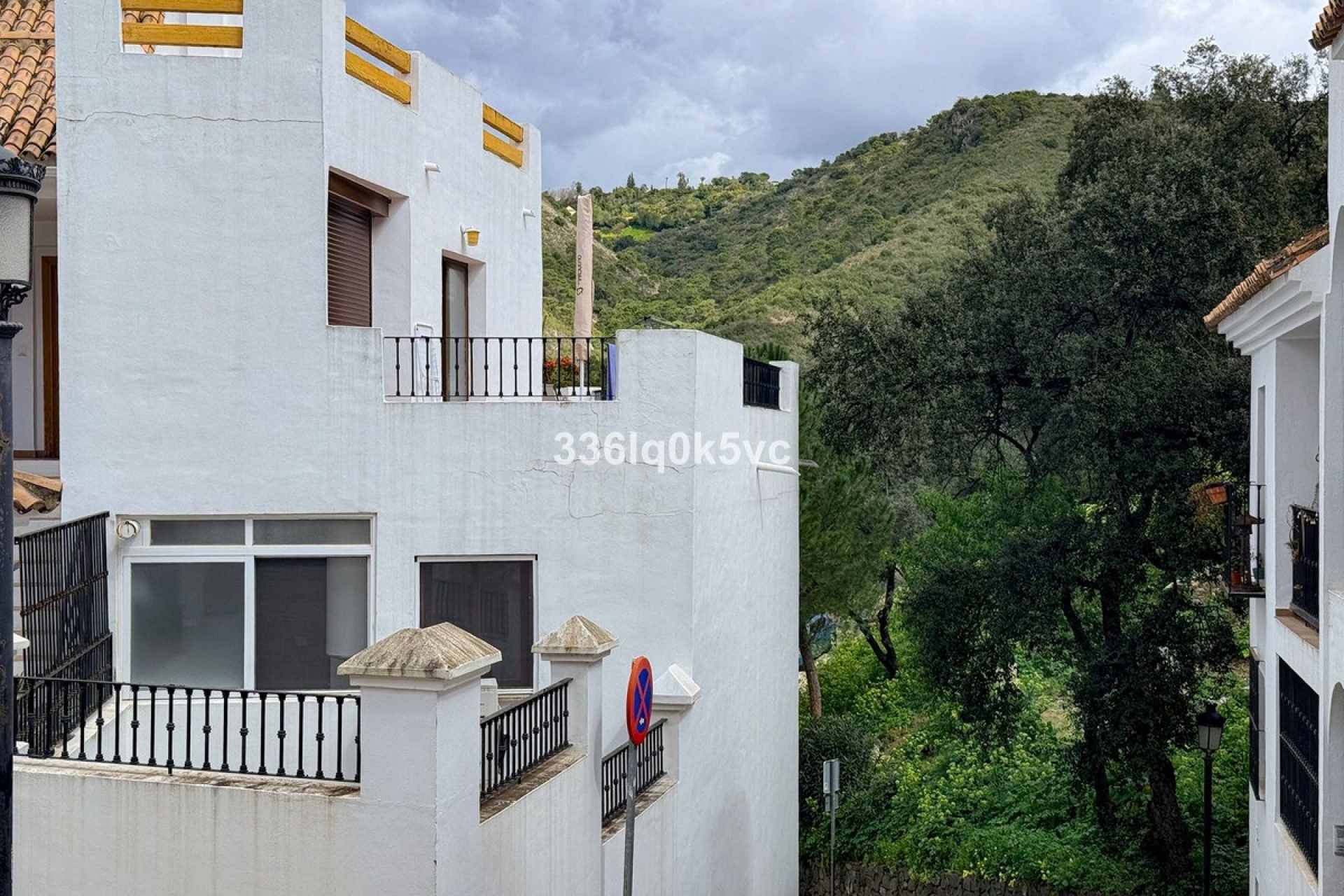 Resale - apartment - Benahavís - Benahavís Centro