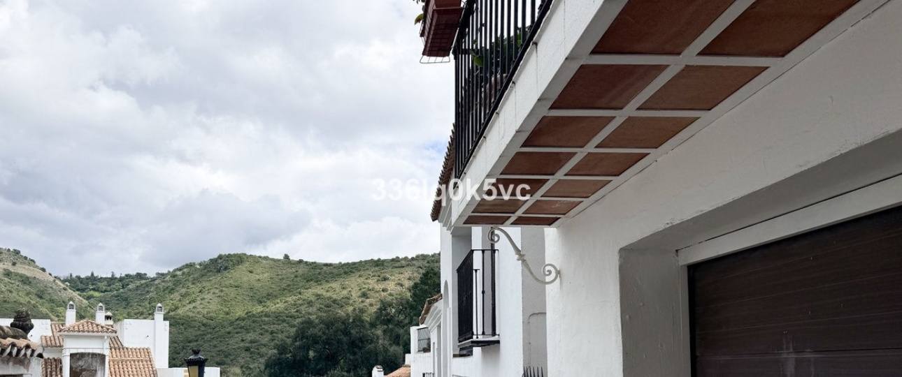 Resale - apartment - Benahavís - Benahavís Centro