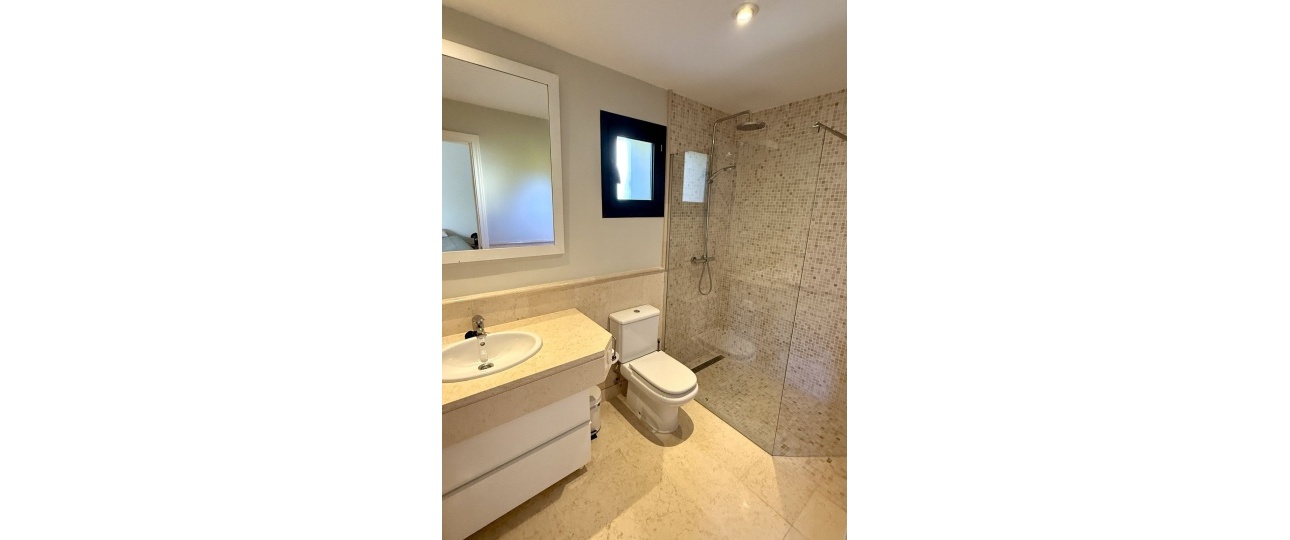 Resale - apartment - Benahavís - Benahavís Centro